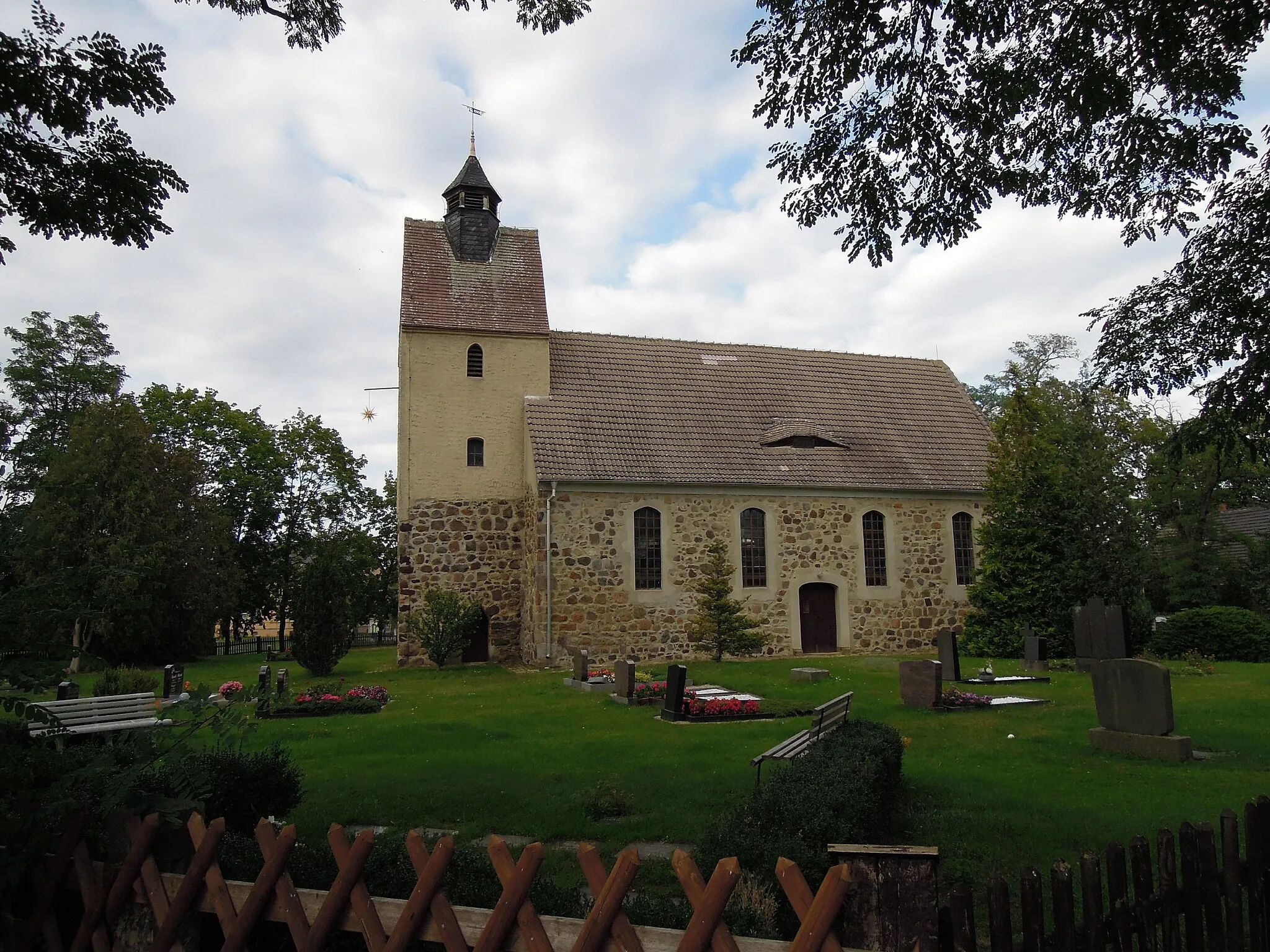 Photo showing: Kirche Globig -Südansicht- im September 2020