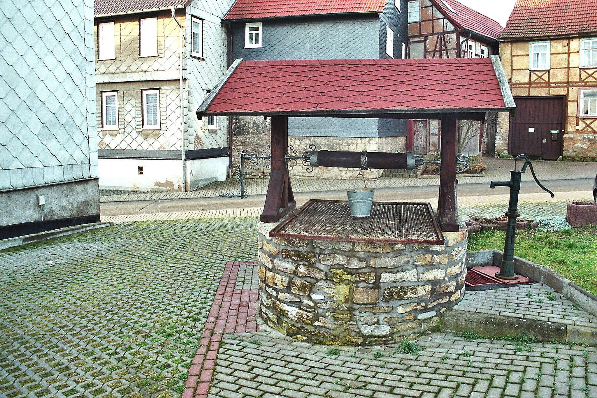 Photo showing: Schernberg (Sondershausen), the fountain