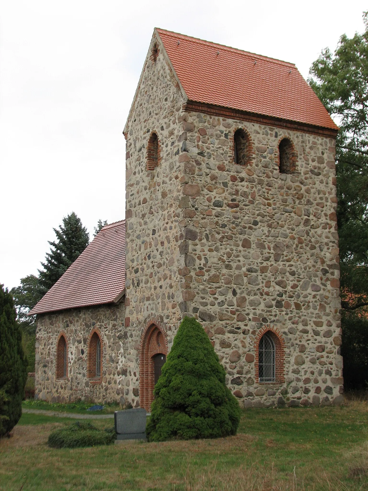 Photo showing: Kirche zu Depekolk