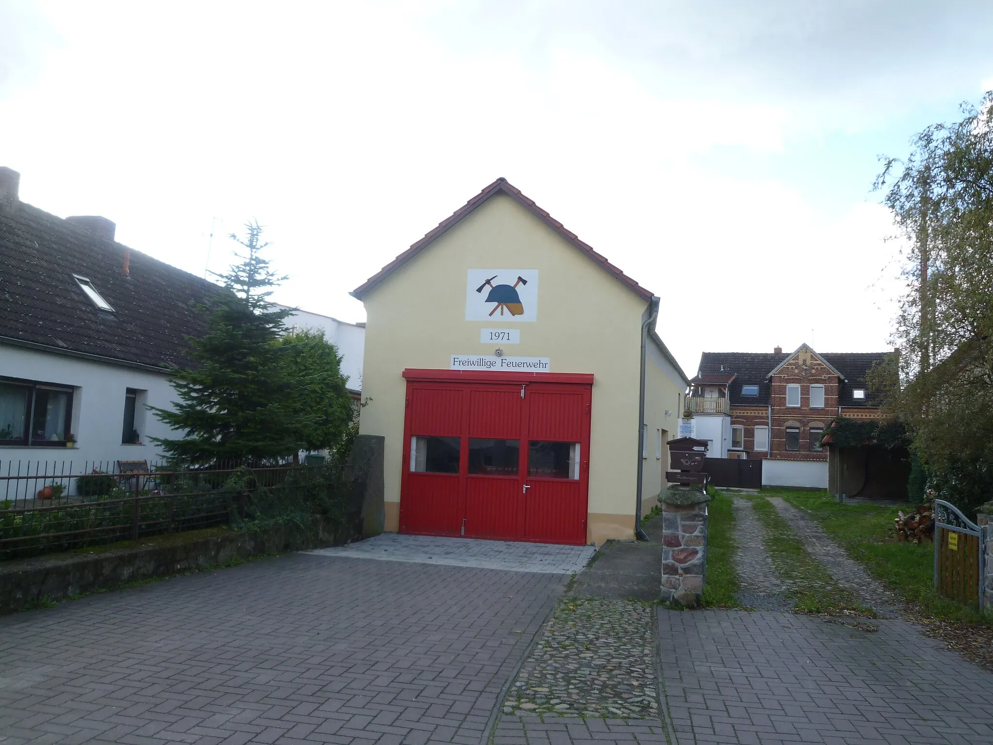 Photo showing: Feuerwehrhaus in Calvörde-Klüden, mitte September 2010