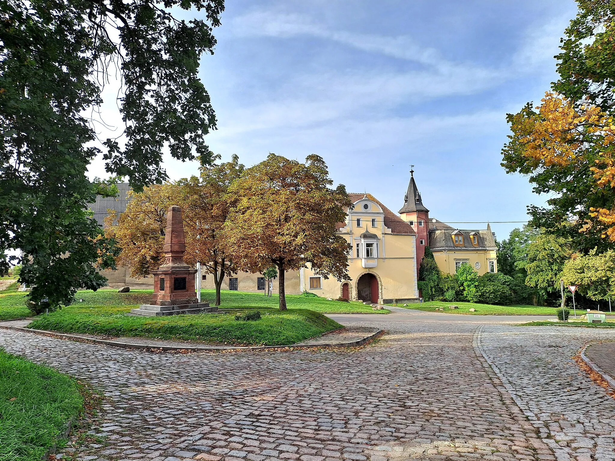 Photo showing: Platz der DSF in Wengelsdorf