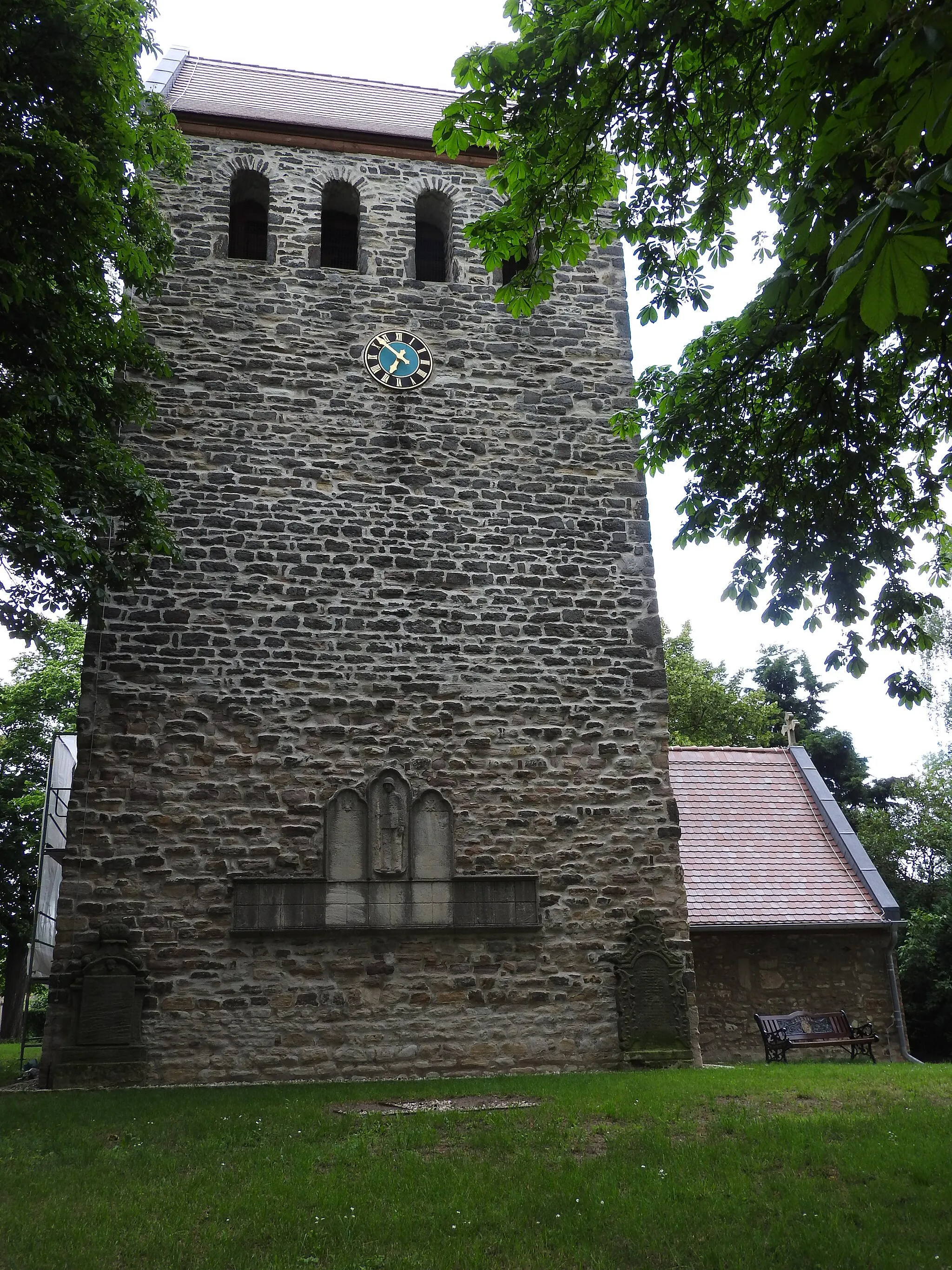 Photo showing: St. Laurentii Kirche in Zuchau, Barby, Sachsen-Anhalt