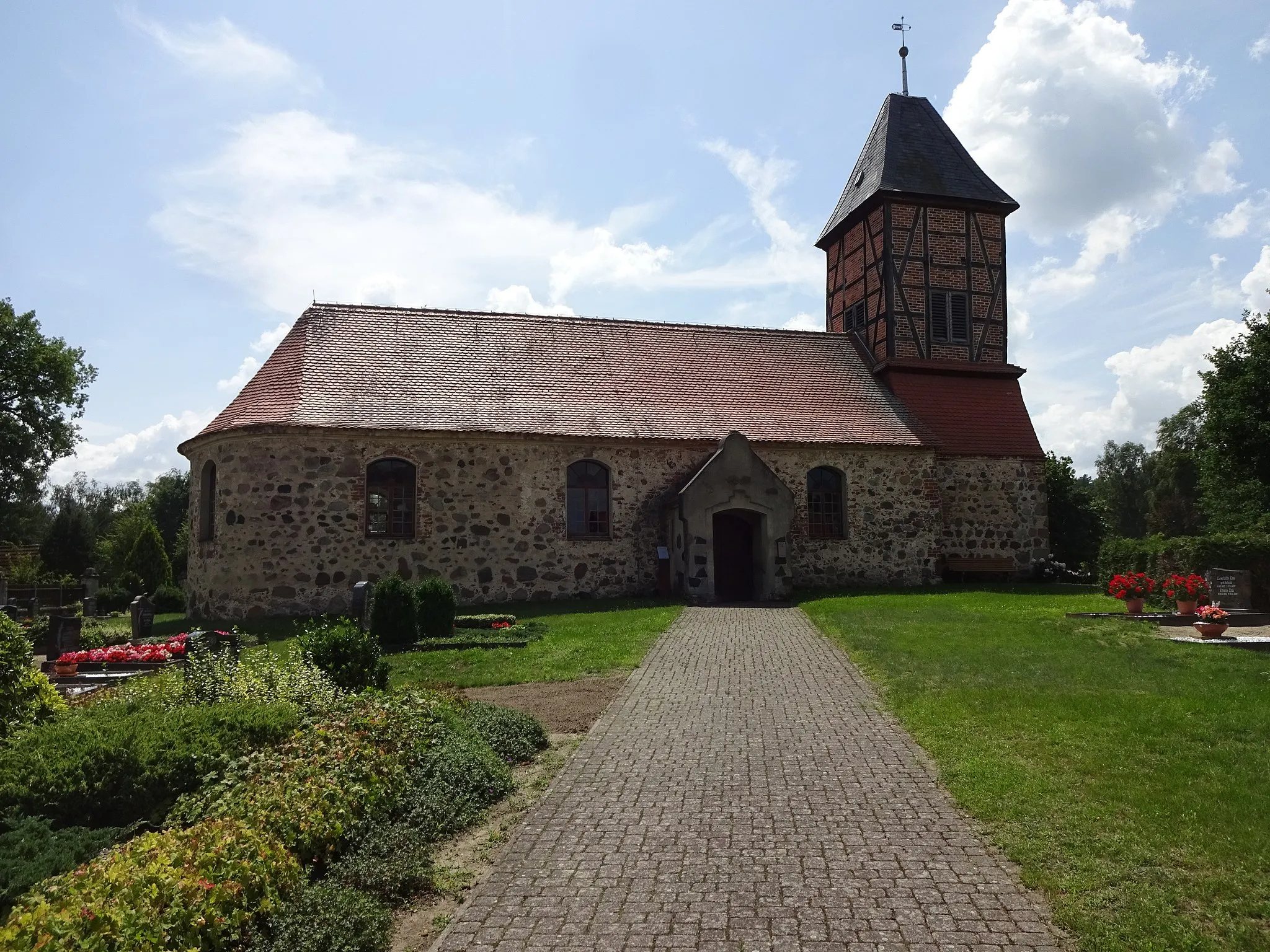 Photo showing: This is a picture of the Saxony-Anhalt Kulturdenkmal (cultural heritage monument) with the ID