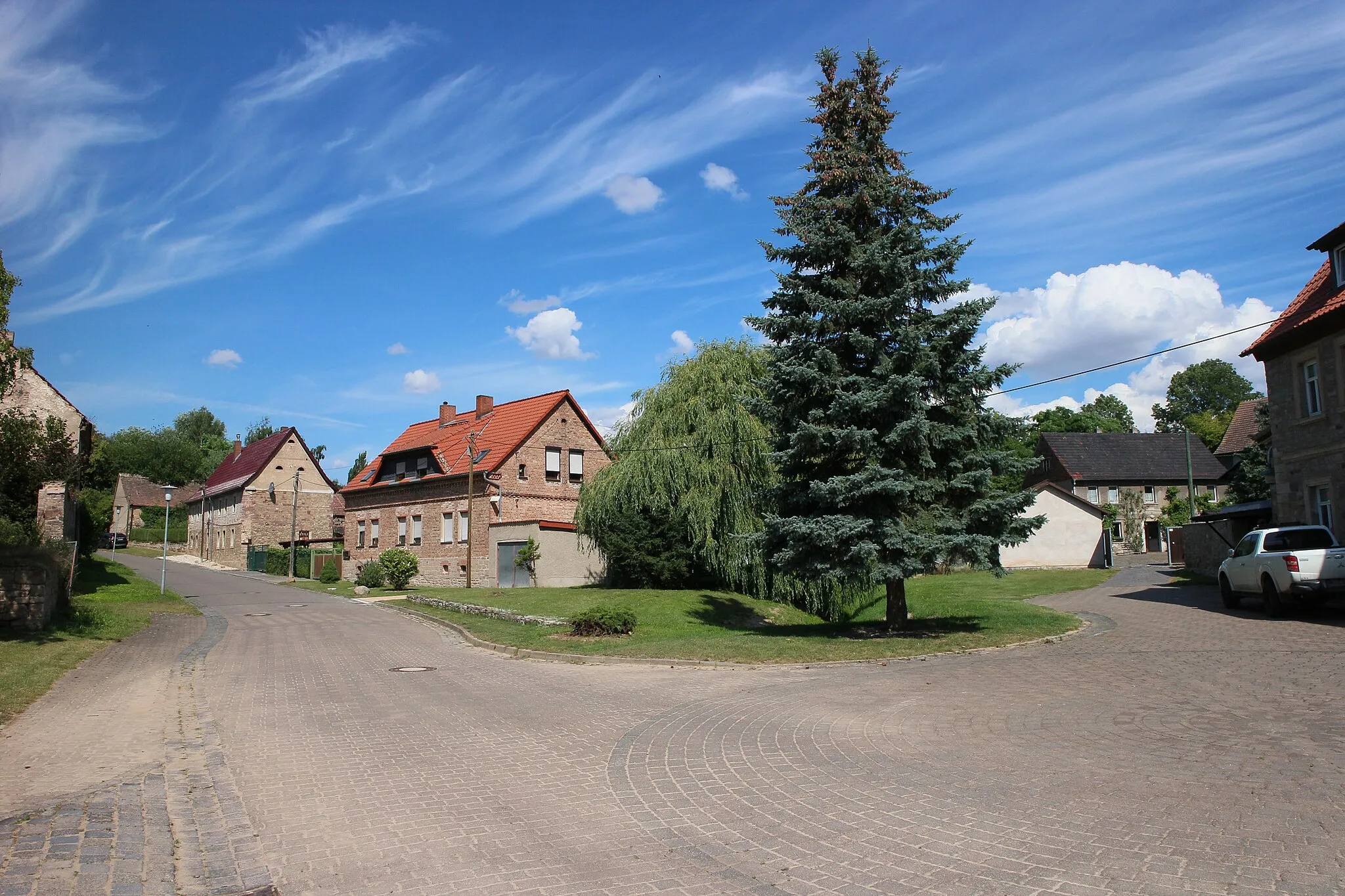 Photo showing: Denkmalgeschütztes Ensemble in Augsdorf.