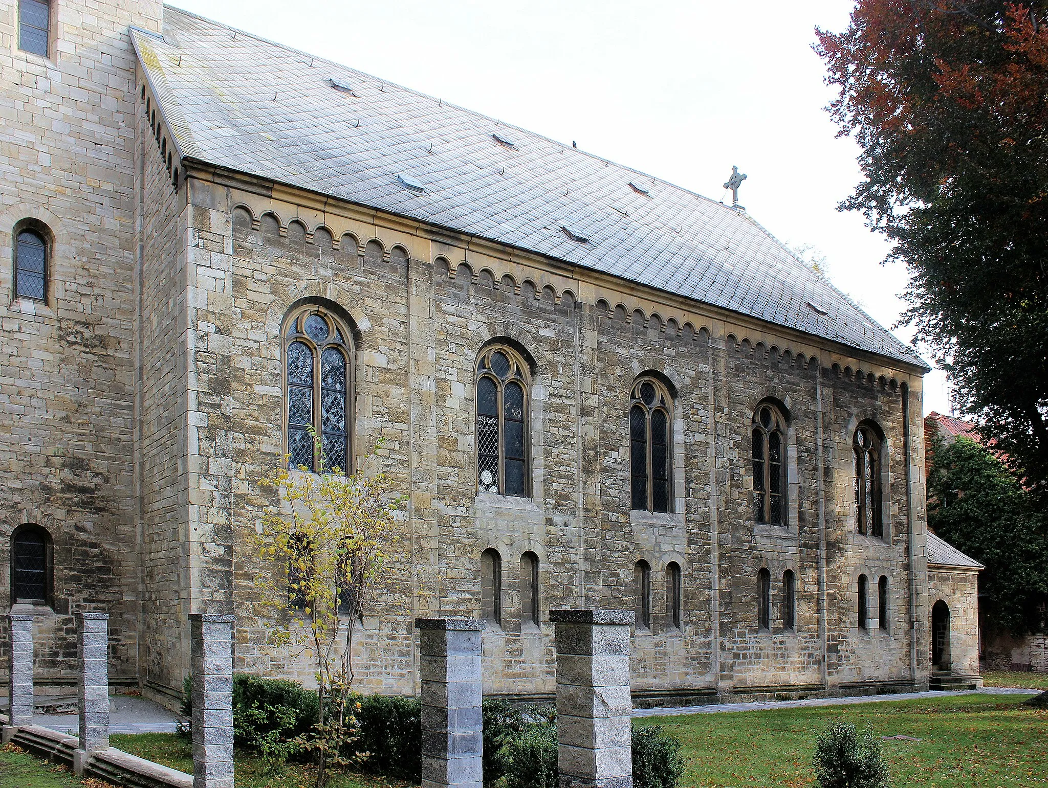 Photo showing: Hakeborn, the church