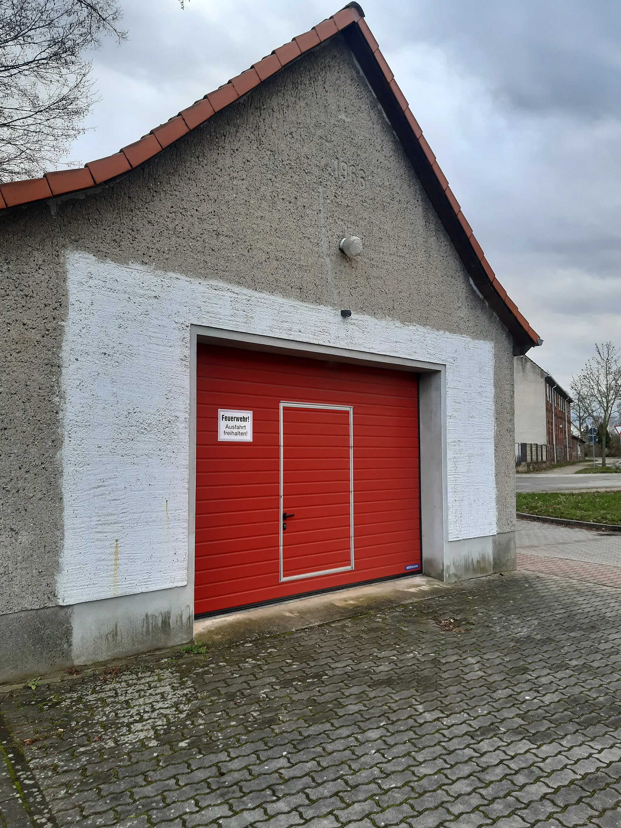 Photo showing: Gerätehaus
