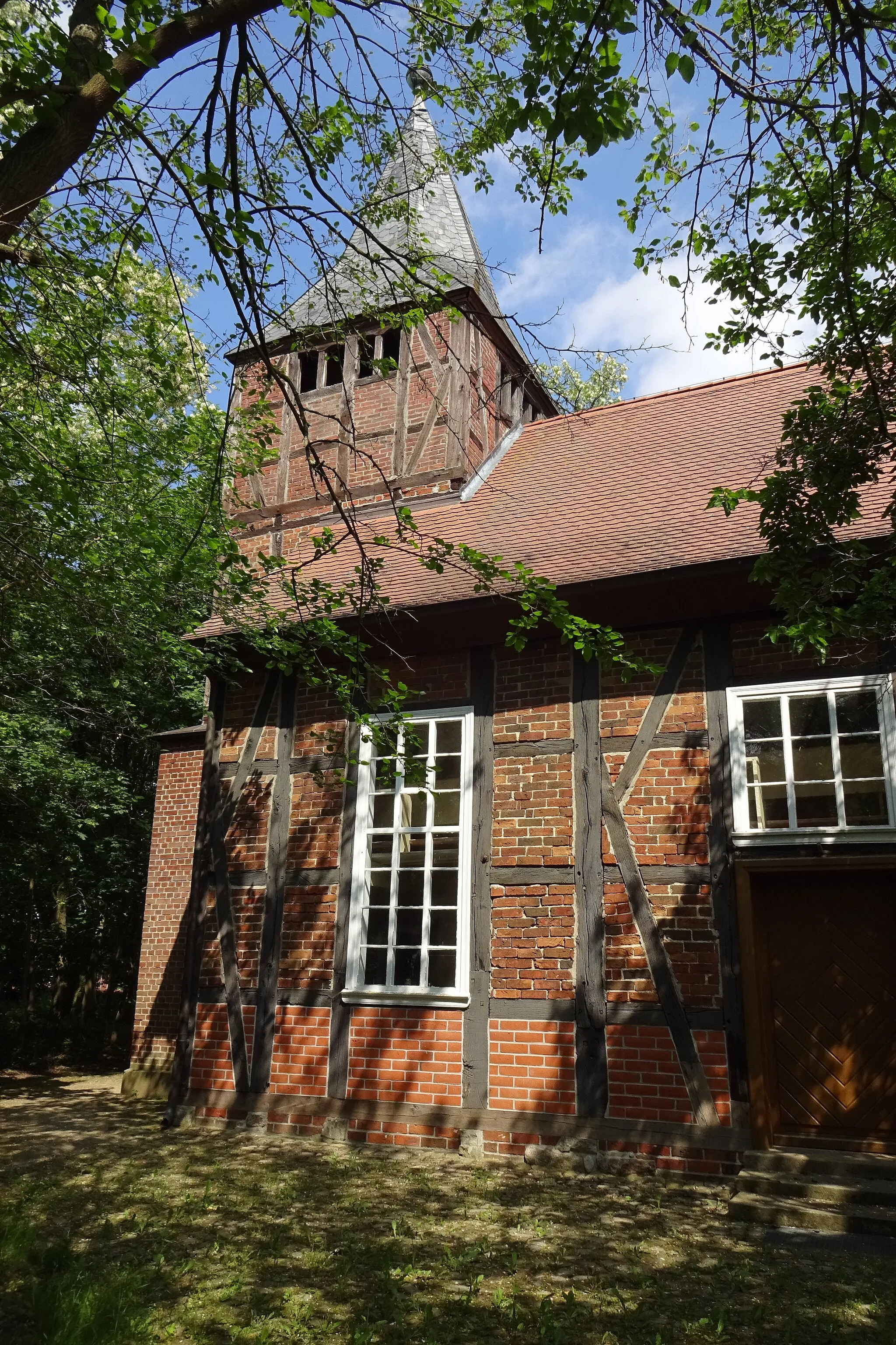 Photo showing: This is a picture of the Saxony-Anhalt Kulturdenkmal (cultural heritage monument) with the ID