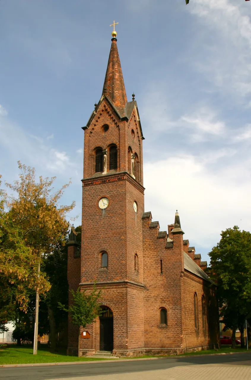 Photo showing: Kirche in Elsnigk, Gemeinde Osternienburger Land, Landkreis Anhalt-Bitterfeld, Sachsen-Anhalt