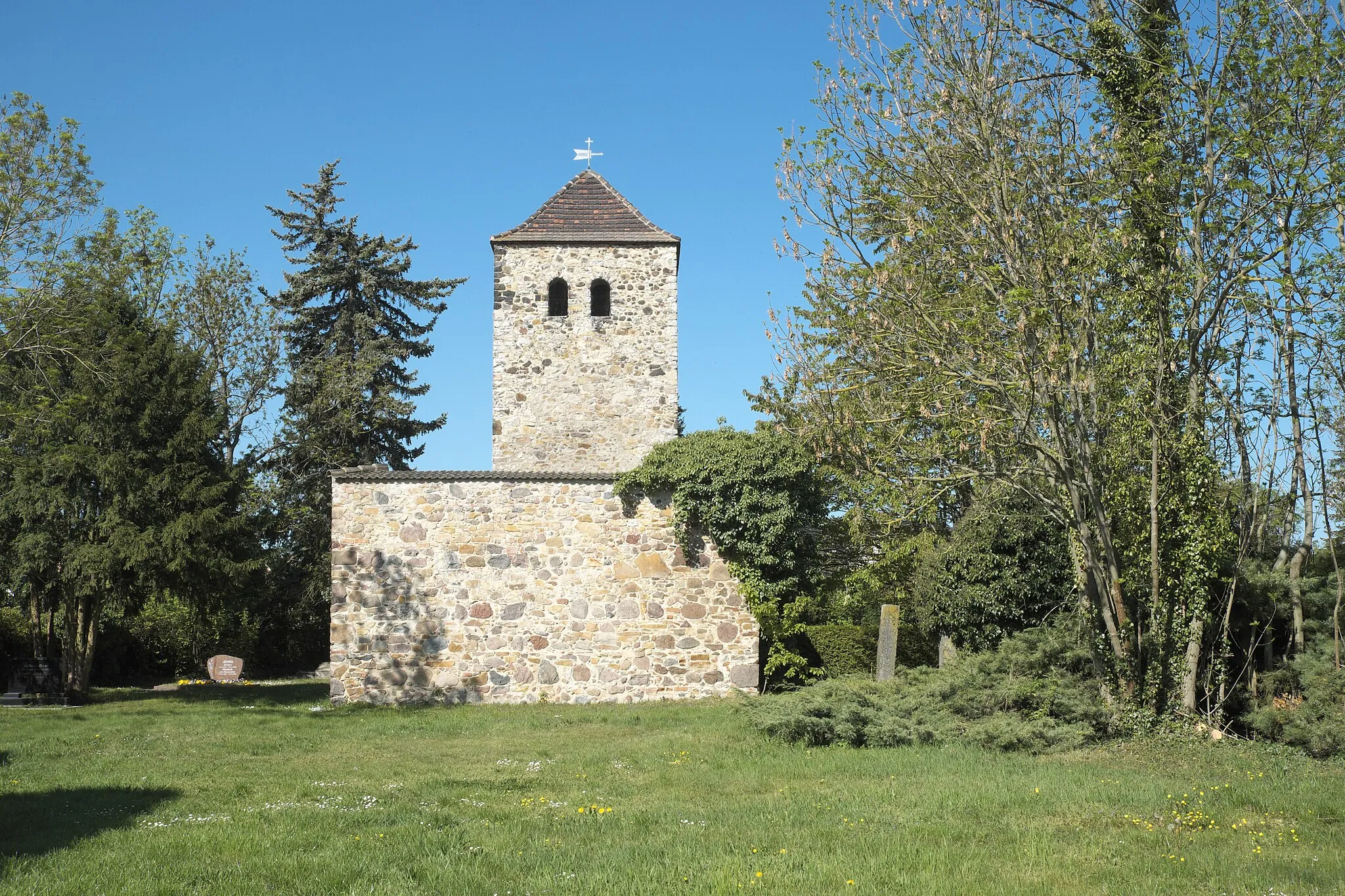 Photo showing: Kirche St. Philippus in Lübs (Gommern) im Landkreis Jerichower Land in Sachsen-Anhalt (Deutschland)