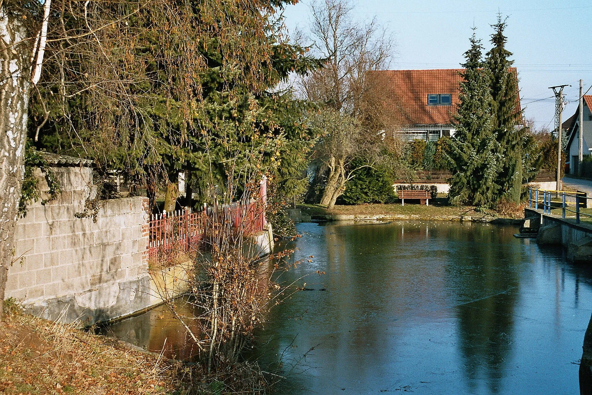 Photo showing: Ritterode (Hettstedt),  the village pond