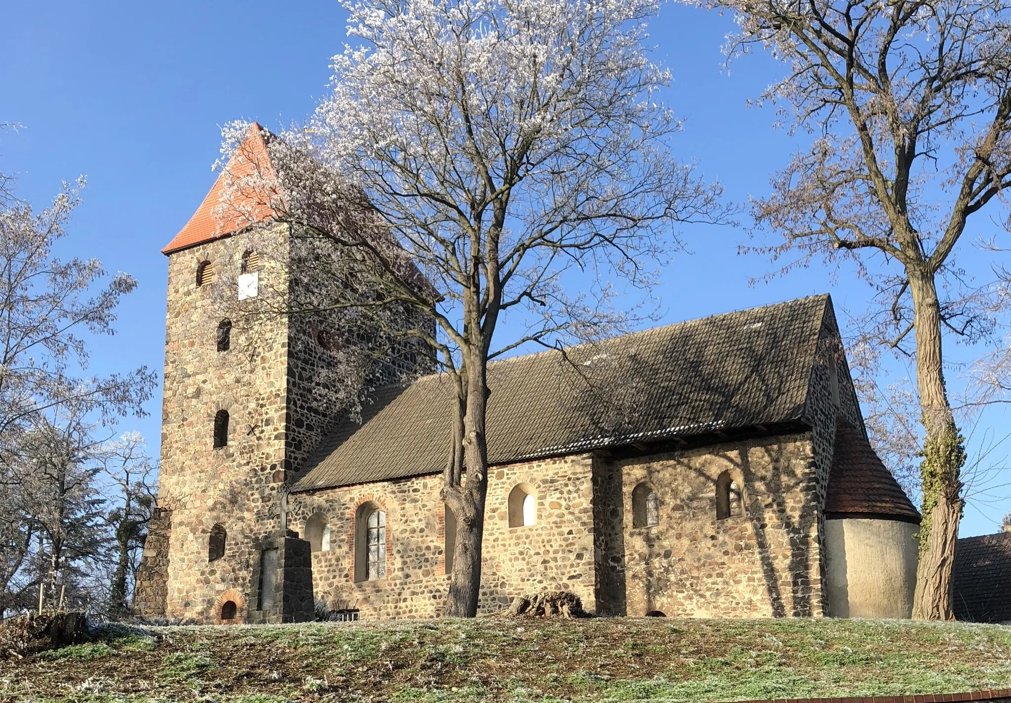 Photo showing: Dorfkirche Hohenziatz