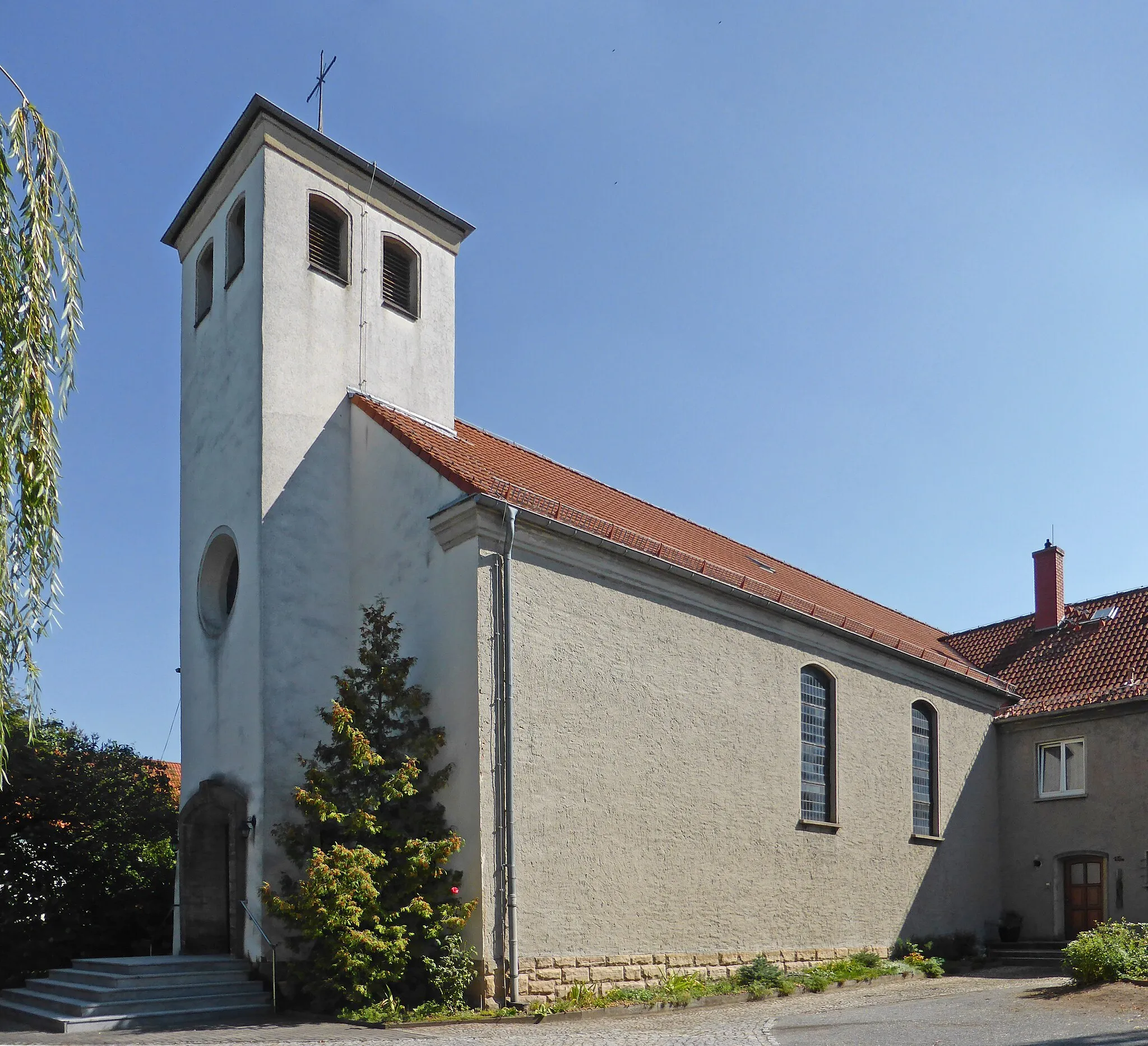 Photo showing: Römisch-katholische Heilig-Geist-Kirche in Tröglitz.