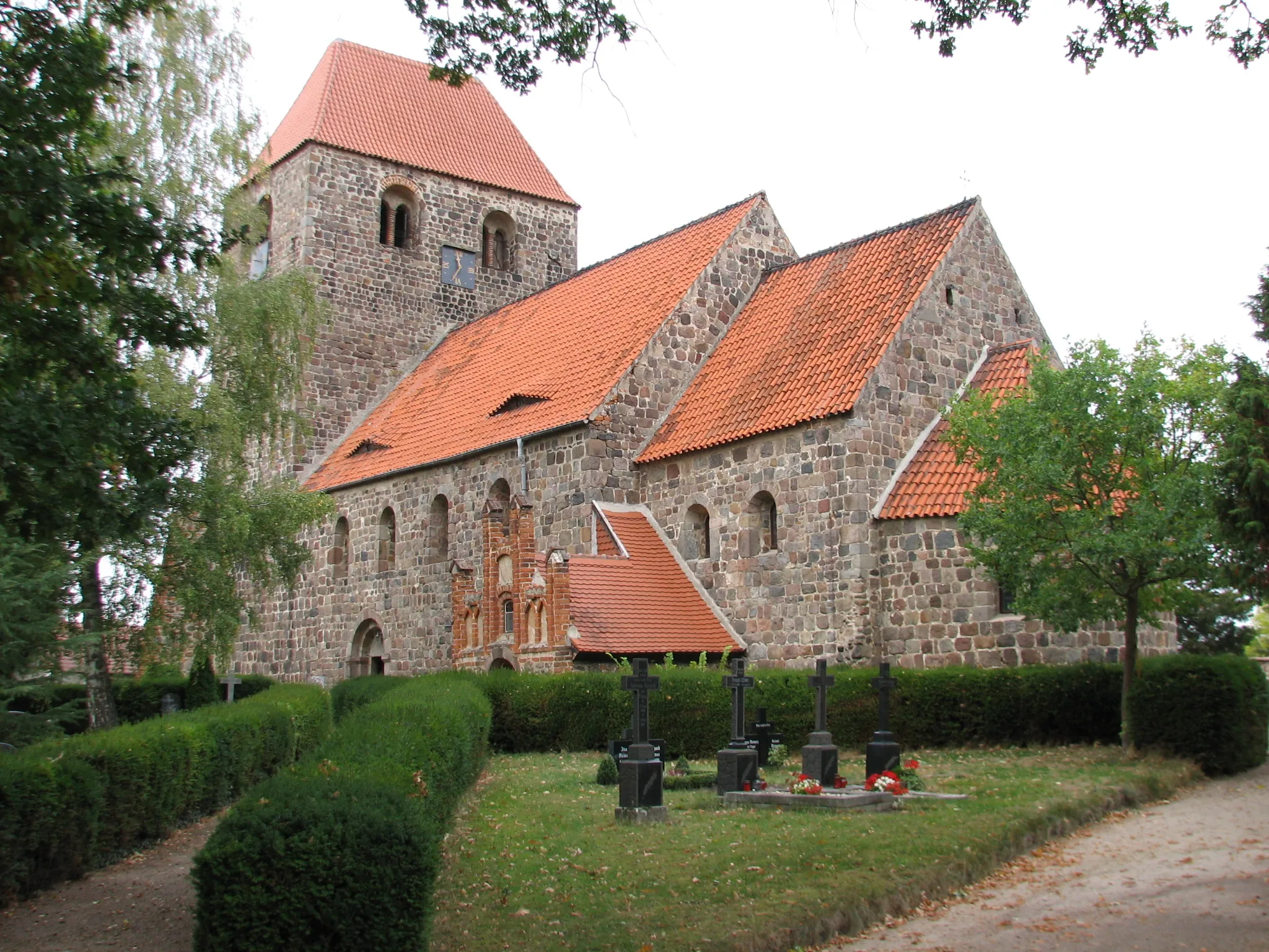 Photo showing: Kirche zu Möringen (Oktober 2018)