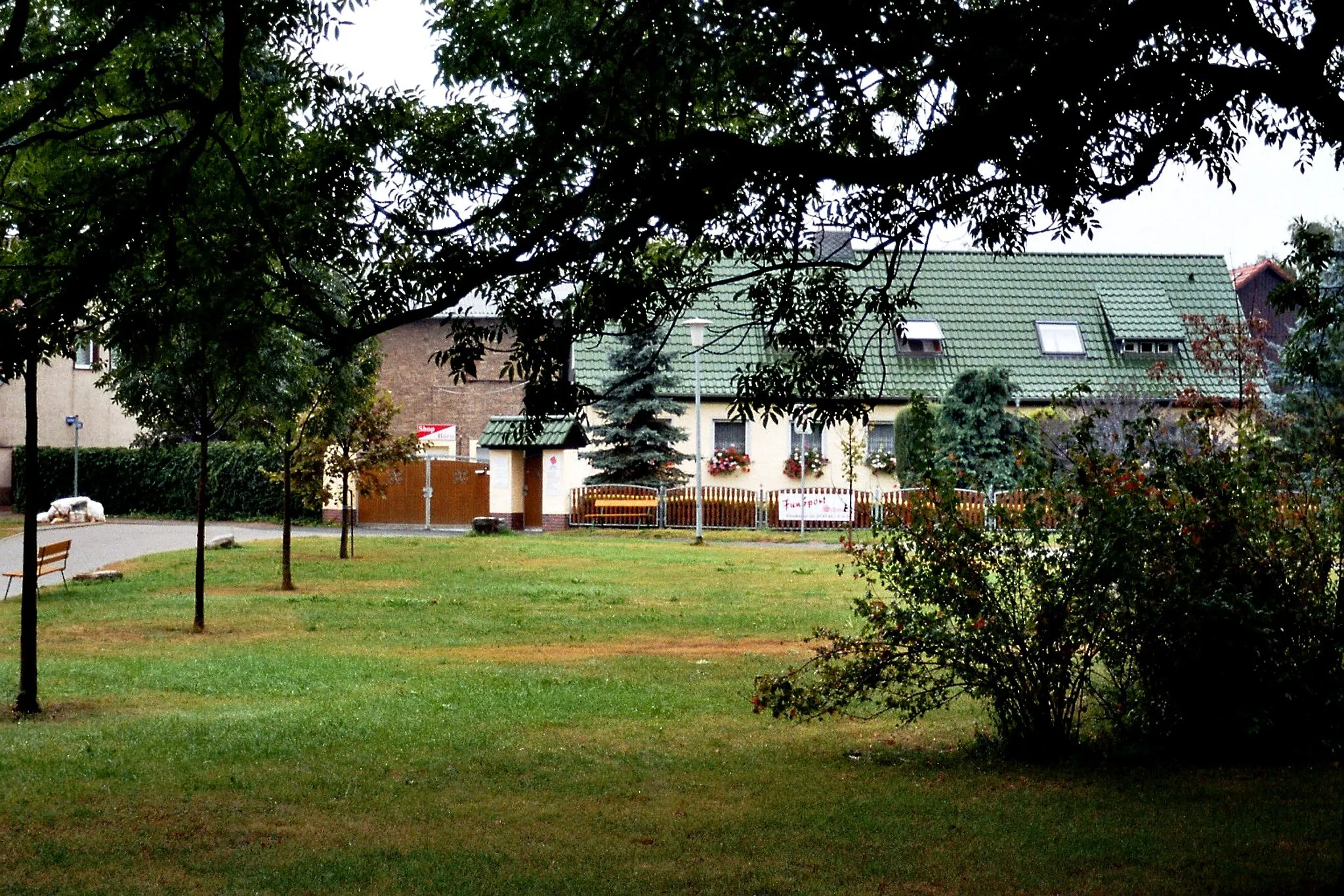 Photo showing: Schackenthal (Aschersleben), the village square