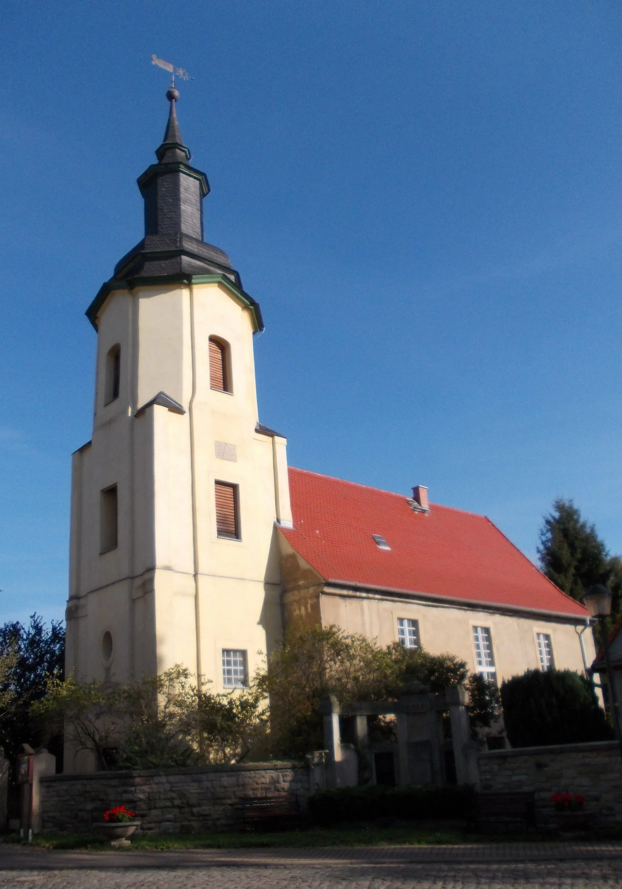 Photo showing: Draschwitz church (Elsteraue, district: Burgenlandkreis, Saxony-Anhalt)