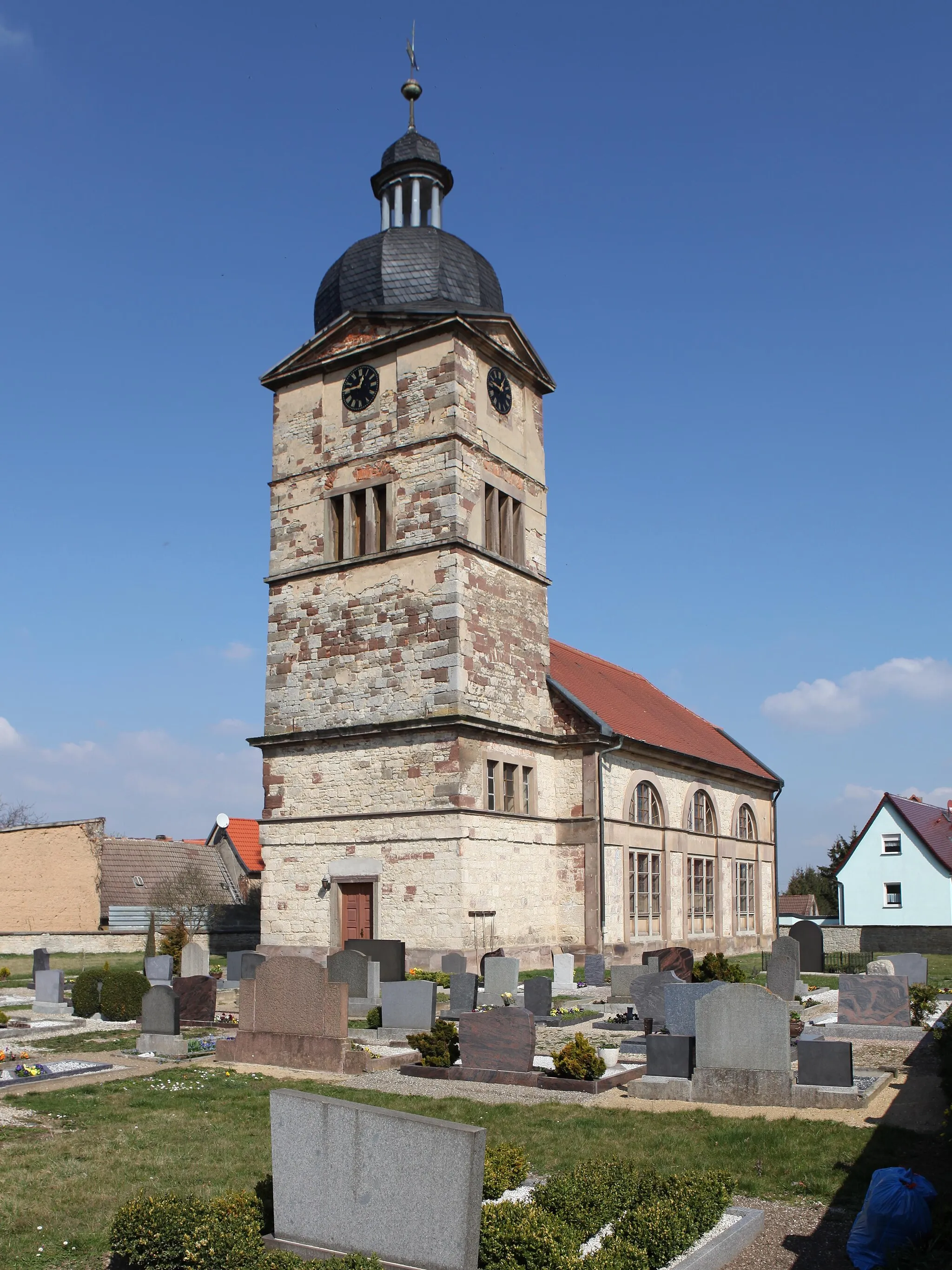 Photo showing: Evangelische Kirche in Kalzendorf, Ortsteil von Steigra in Sachsen-Anhalt