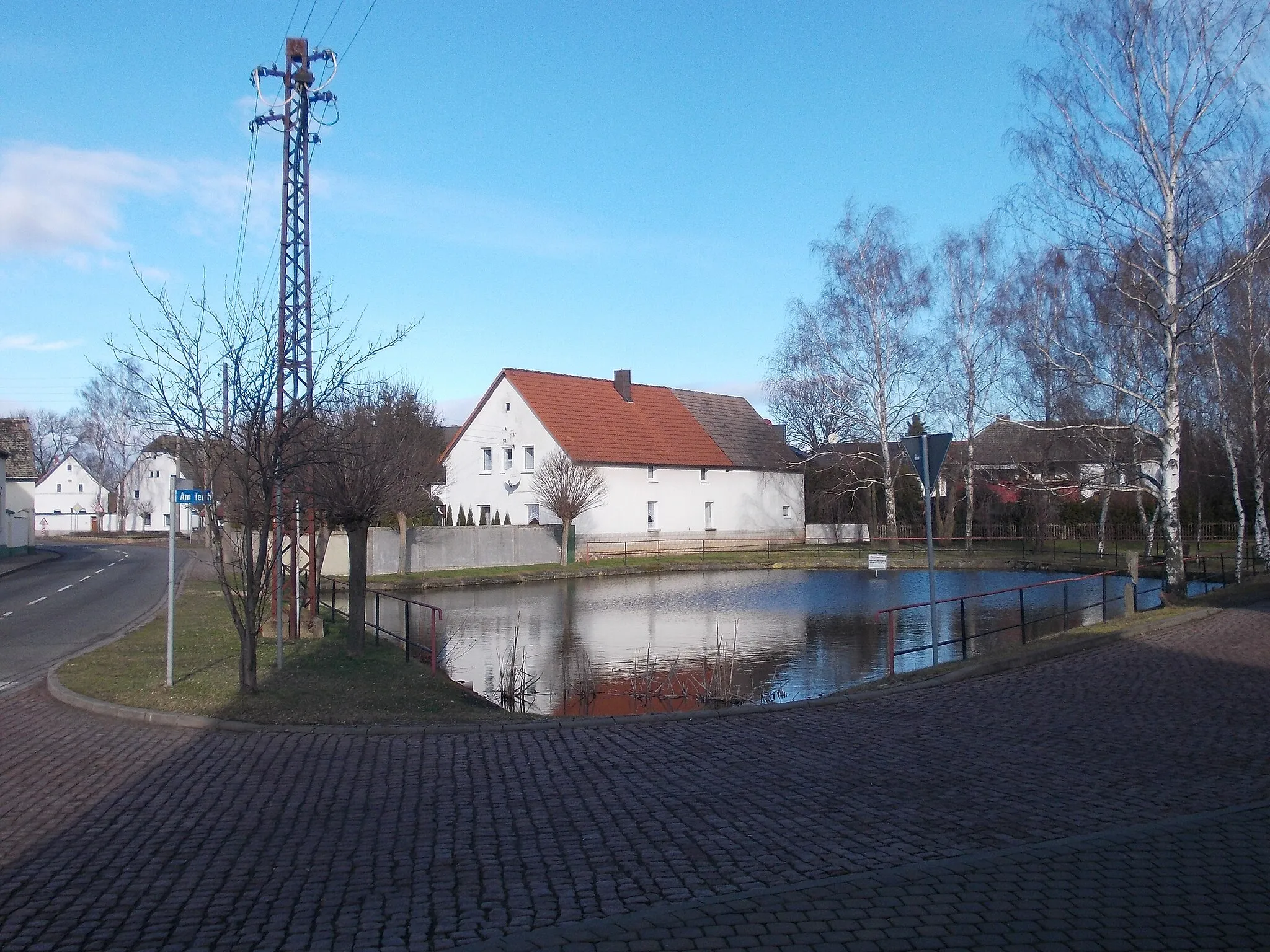 Photo showing: Pond in Zwebendorf (Landsberg, district: Saalekreis, Saxony-Anhalt)