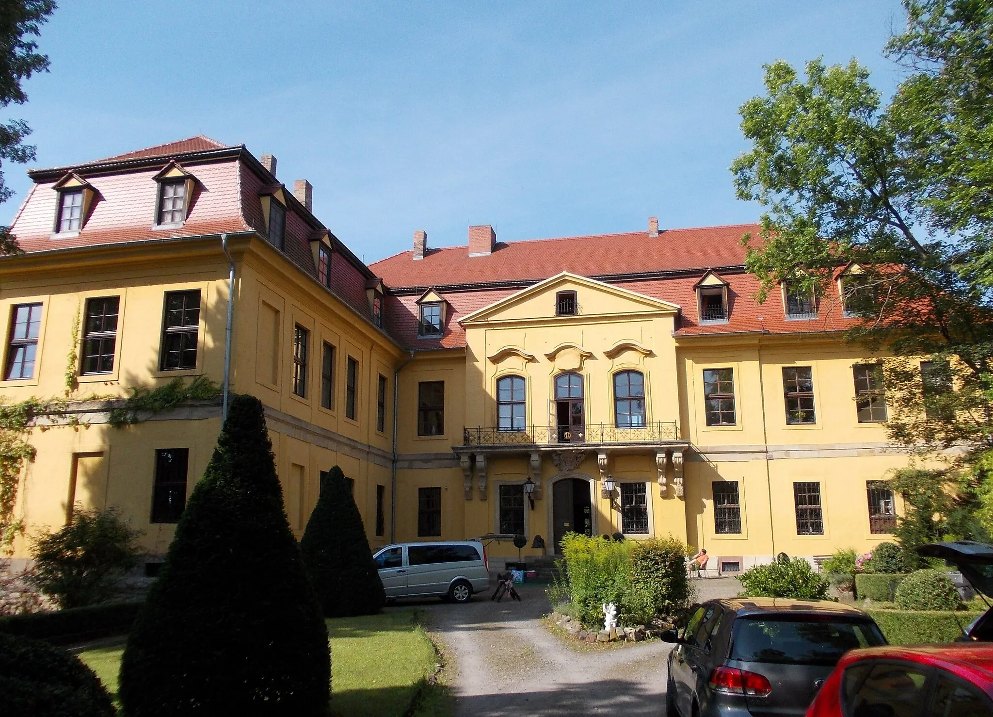 Photo showing: Lodersleben Castle (Querfurt, district of Saalekreis, Saxony-Anhalt) from the east