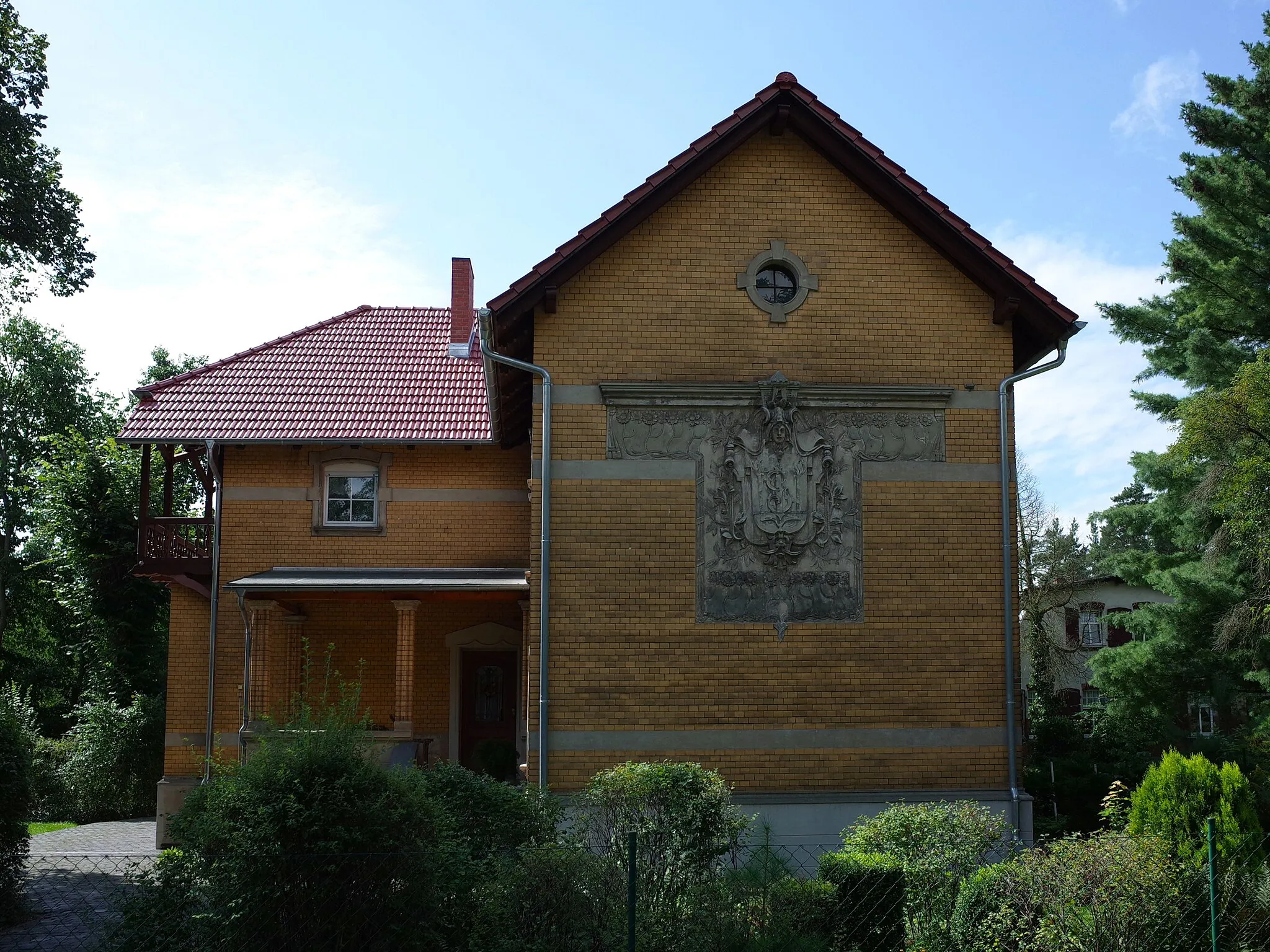 Photo showing: Oranienbaum-Wörlitz, Ortsteil Oranienbaum, Dessauer Straße 2.