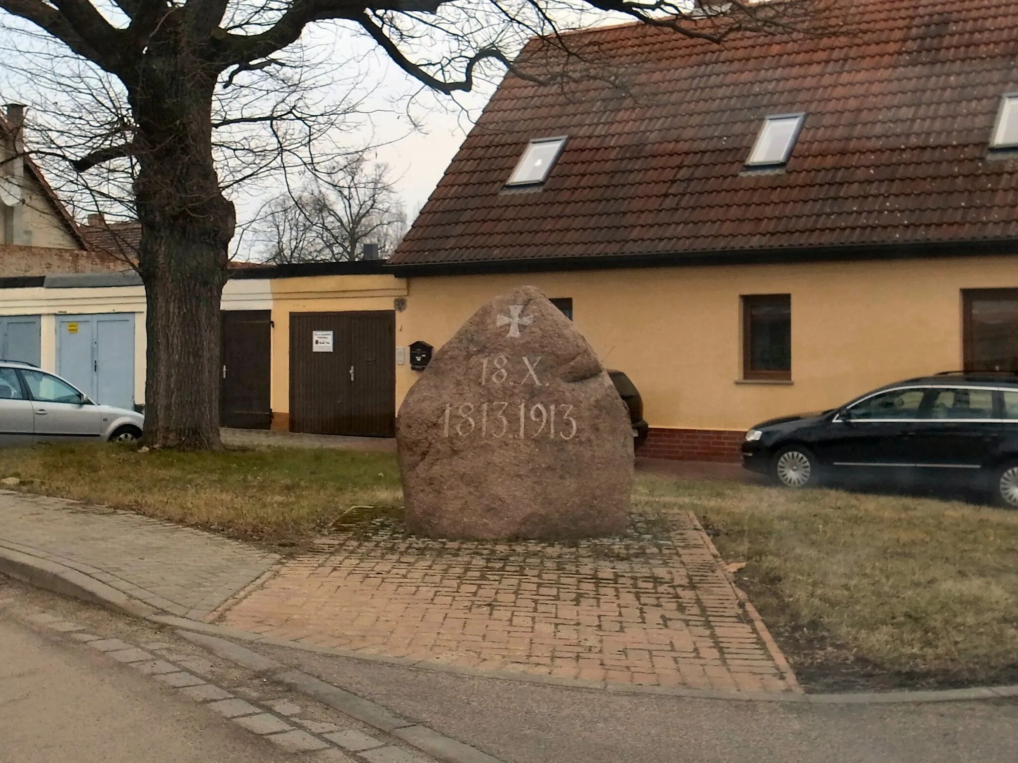 Photo showing: Weißandt-Gölzau, Gedenkstein 1813