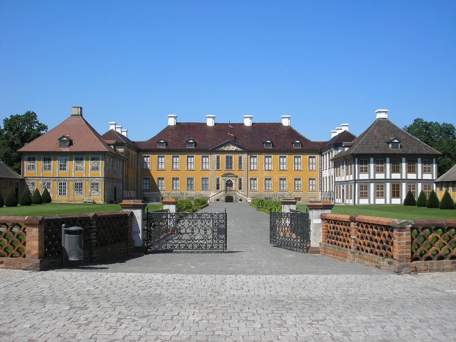 Photo showing: Das Schloss in Oranienbaum (Sachsen-Anhalt).