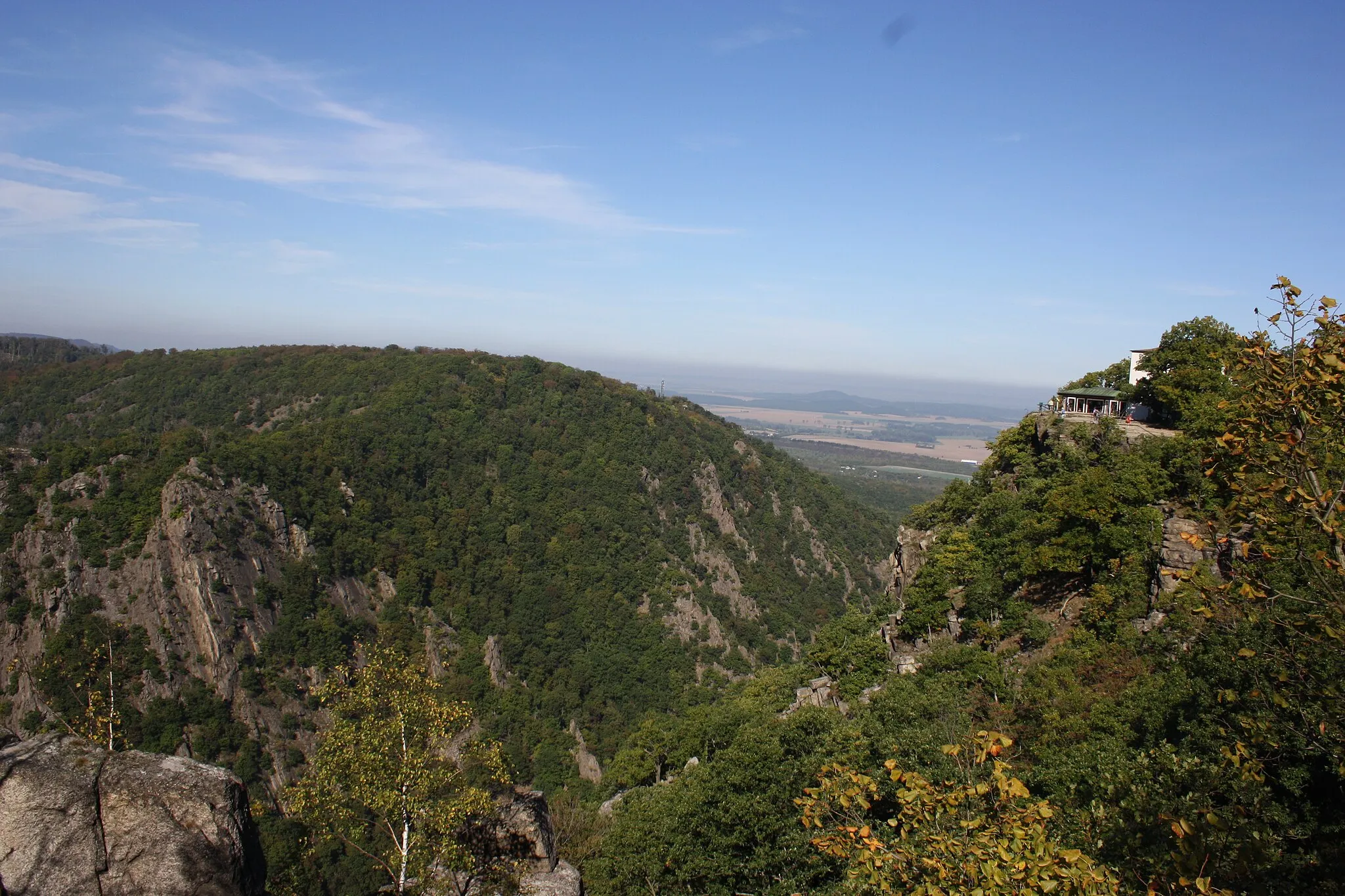 Photo showing: Blick vom Hexentanzplatz über das Bodetal ins Harzvorland