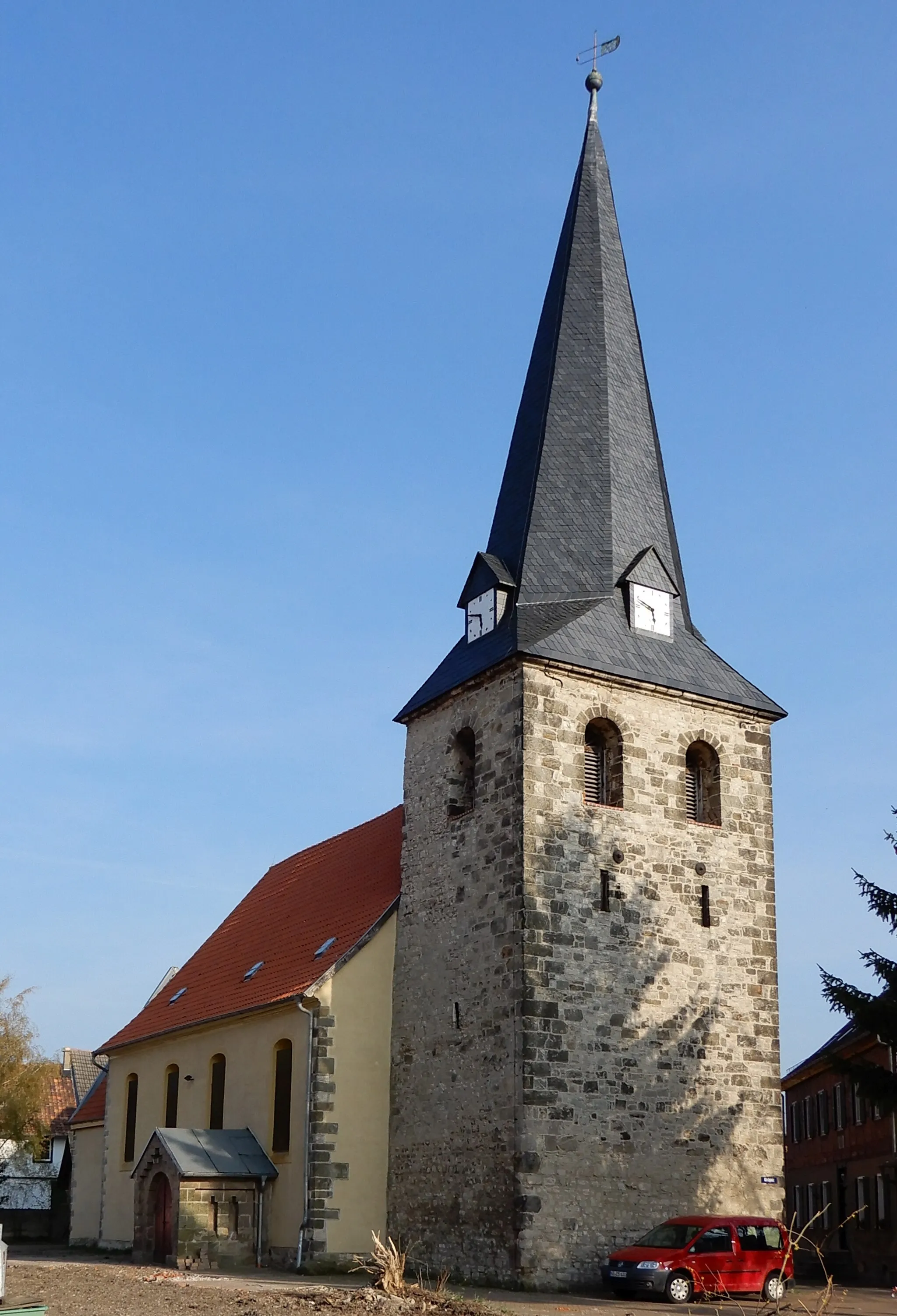 Photo showing: Evangelische Kirche St. Viti am Kirchplatz in Badeborn