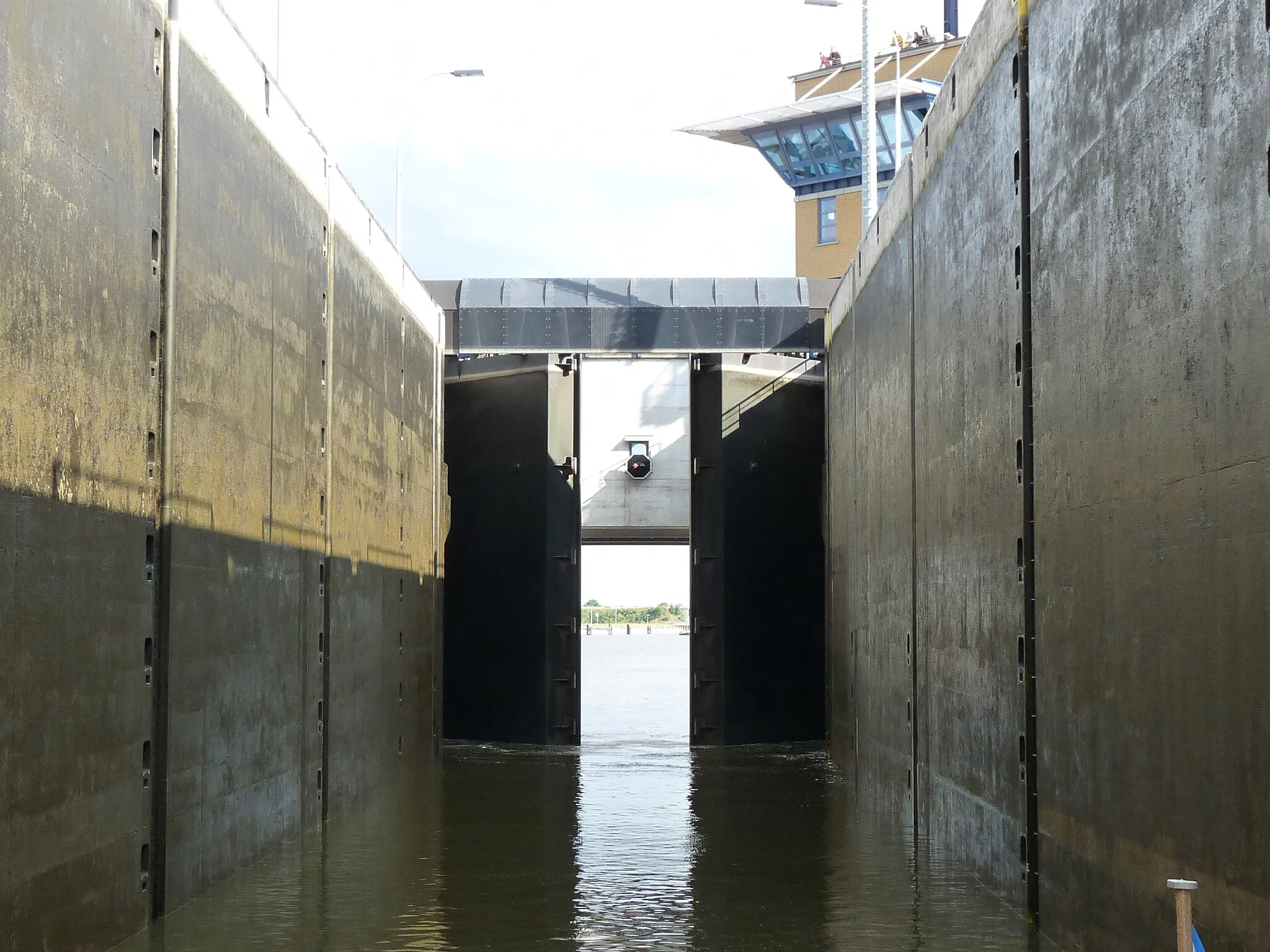 Photo showing: Canal lock named Sparschleuse Rothensee.