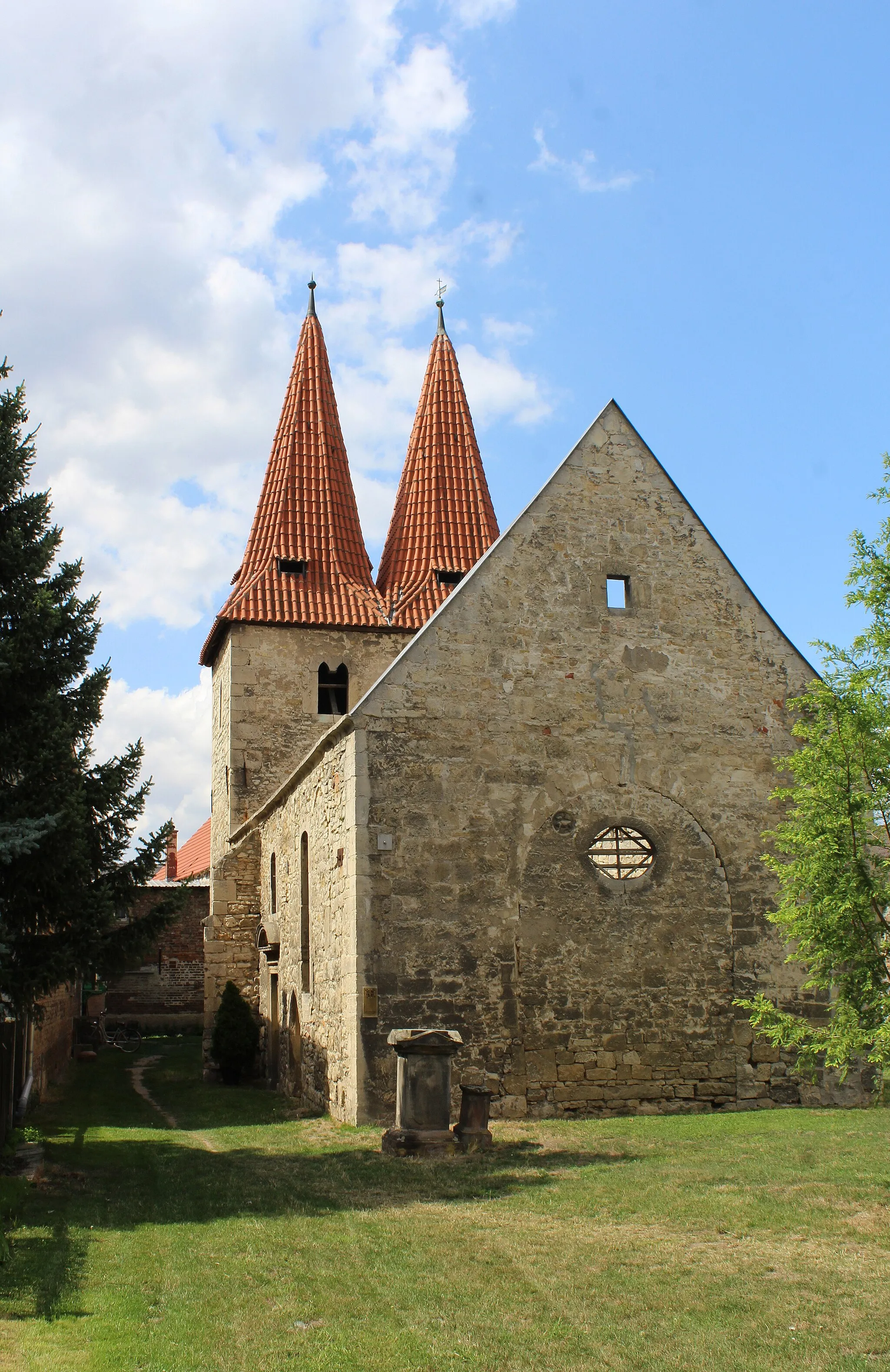 Photo showing: Almsdorf (Mücheln), the ruined church