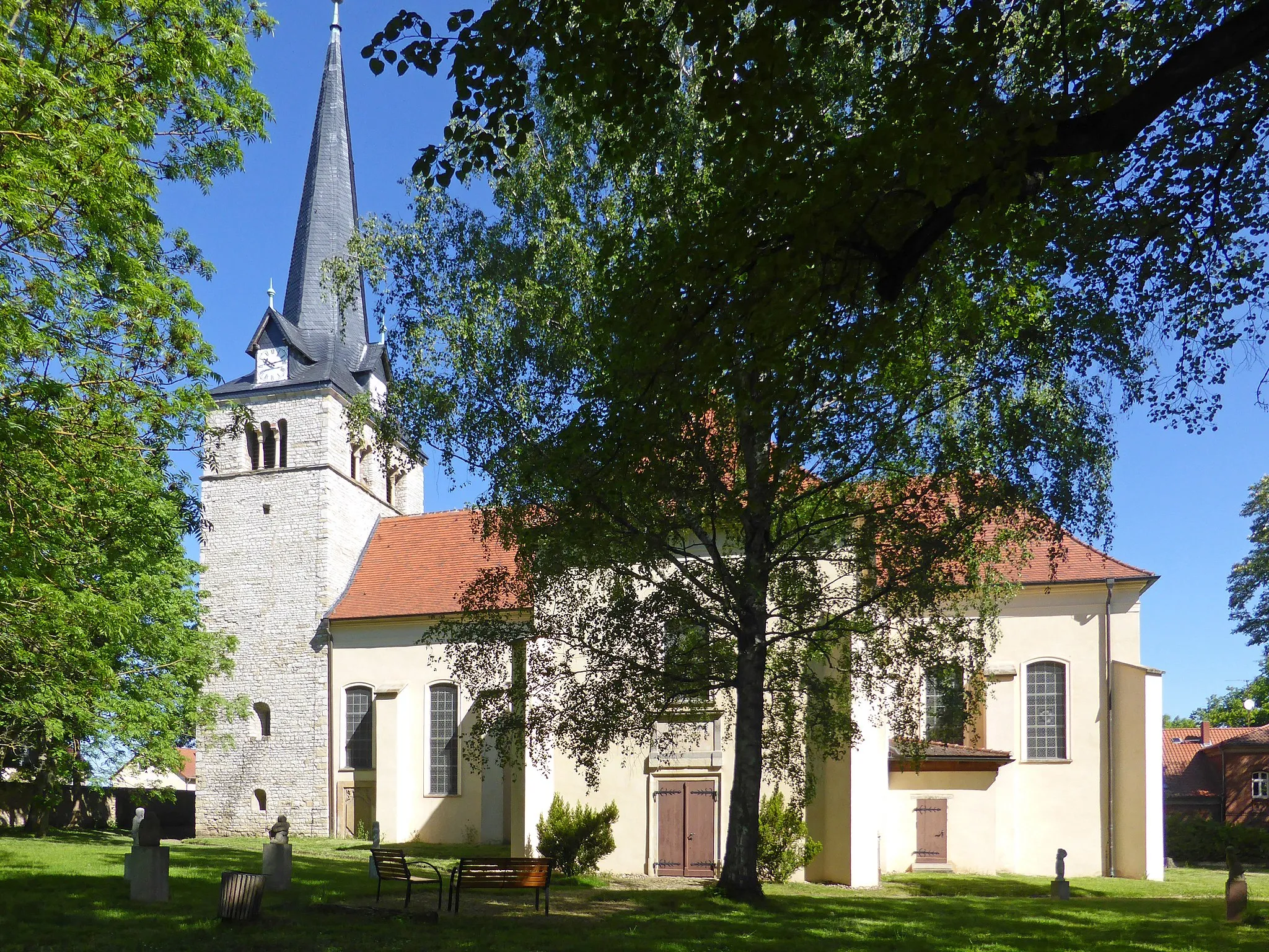 Photo showing: Ev. Kirche St. Georg in Langenweddingen.