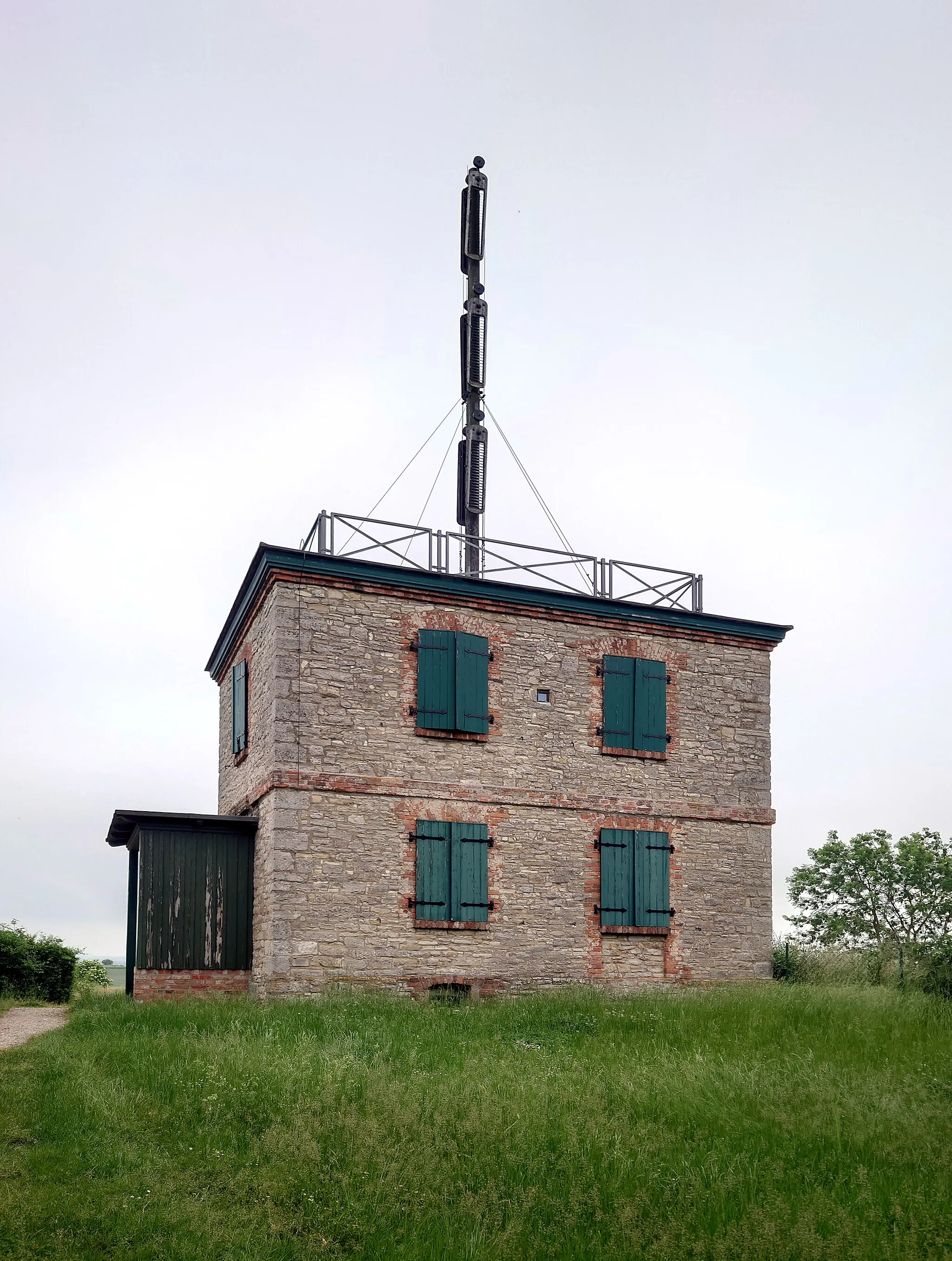 Photo showing: Optische Telegraphenstation Nr. 18 Telegrafenberg in Neuwegersleben