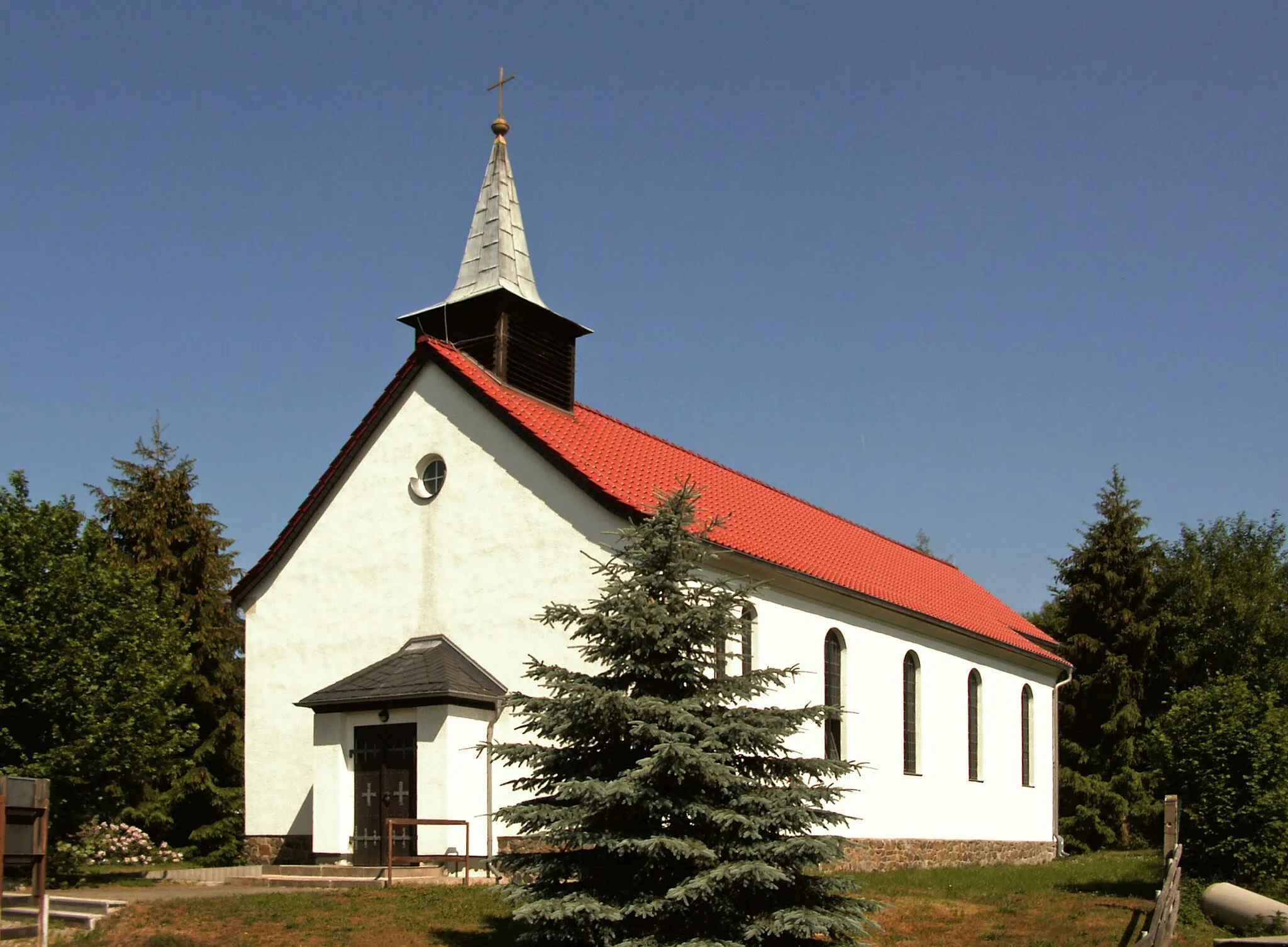 Photo showing: Katholische St.-Johannes-Baptist-Kirche in Harzgerode.