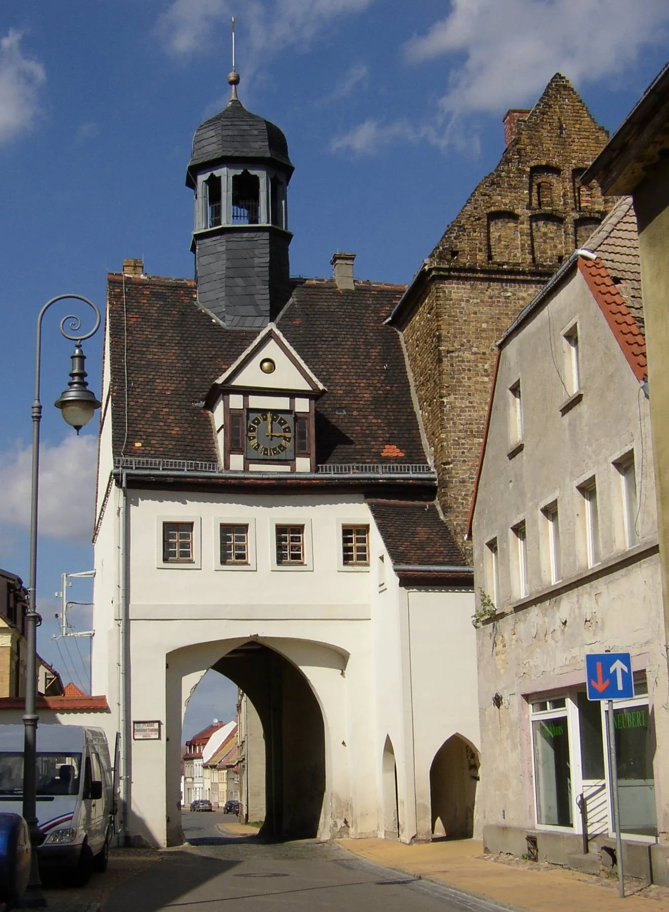 Photo showing: Town gate in Bad Schmiedeberg in Saxony-Anhalt, Germany