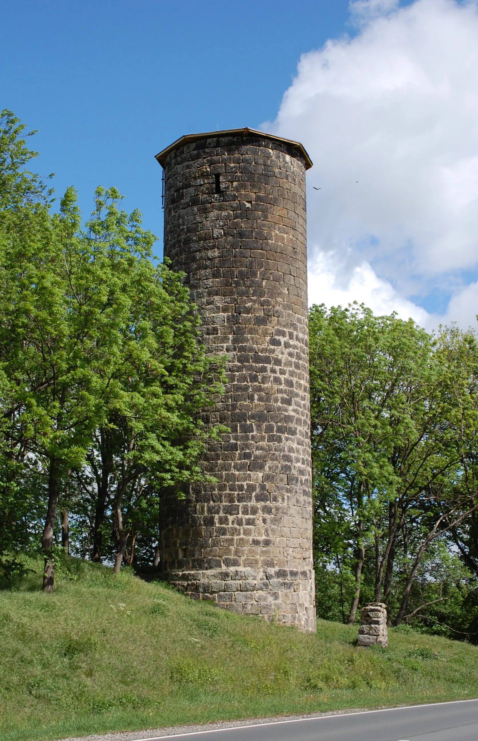 Photo showing: Feldwarte bei Quedlinburg