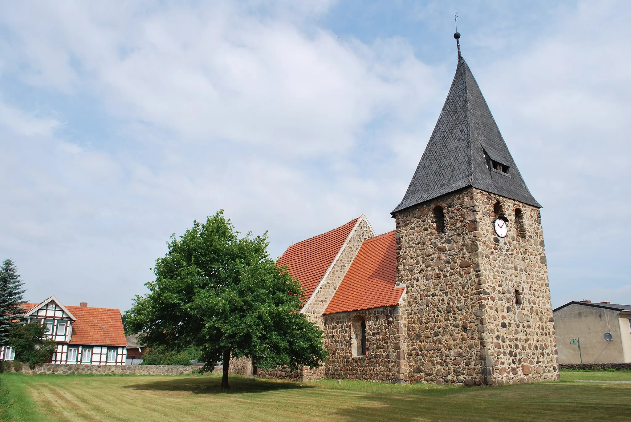 Photo showing: Dorfkirche Wallstawe