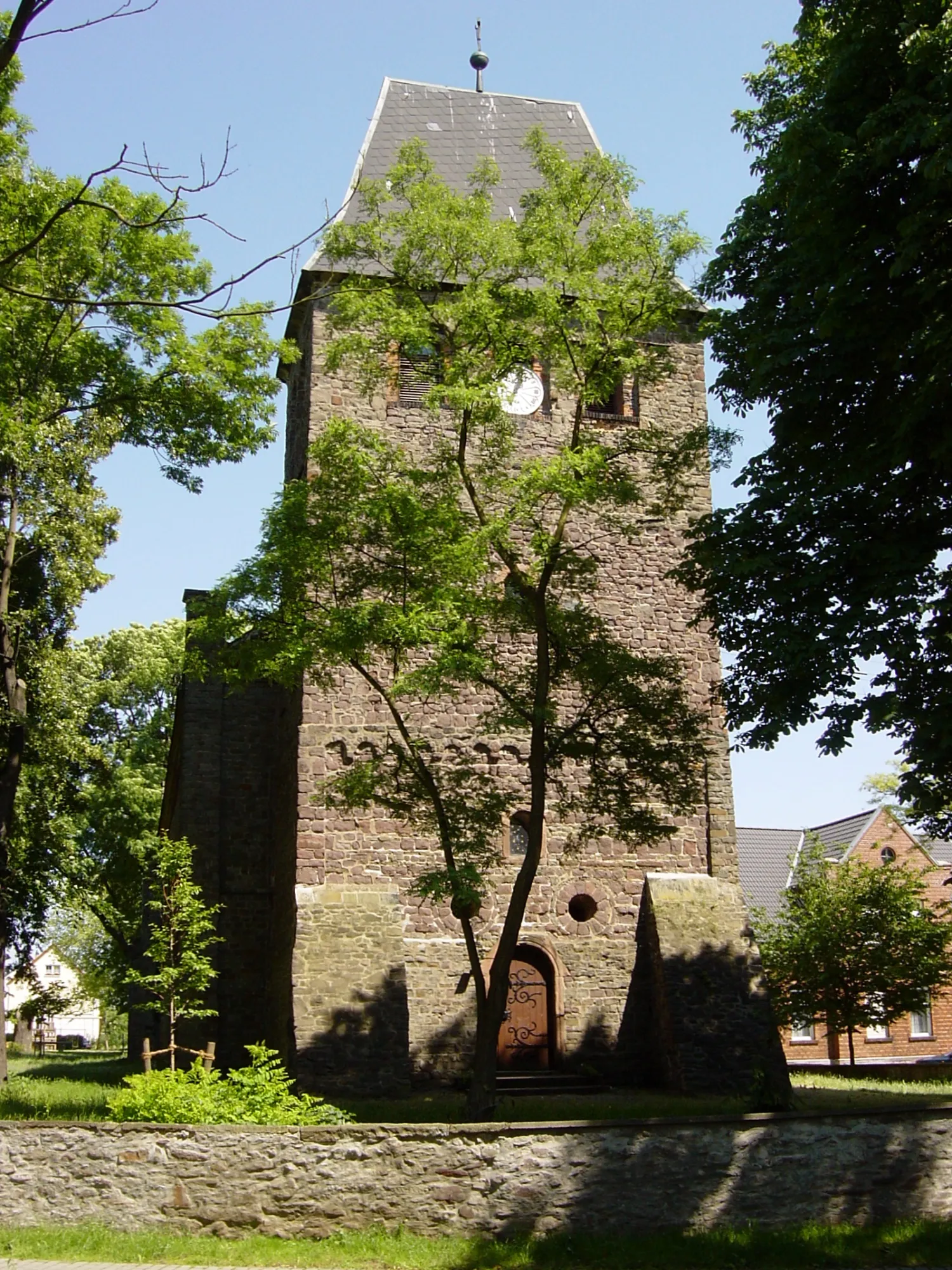 Photo showing: Evangelische Kirche St. Lamberti in Dahlenwarsleben