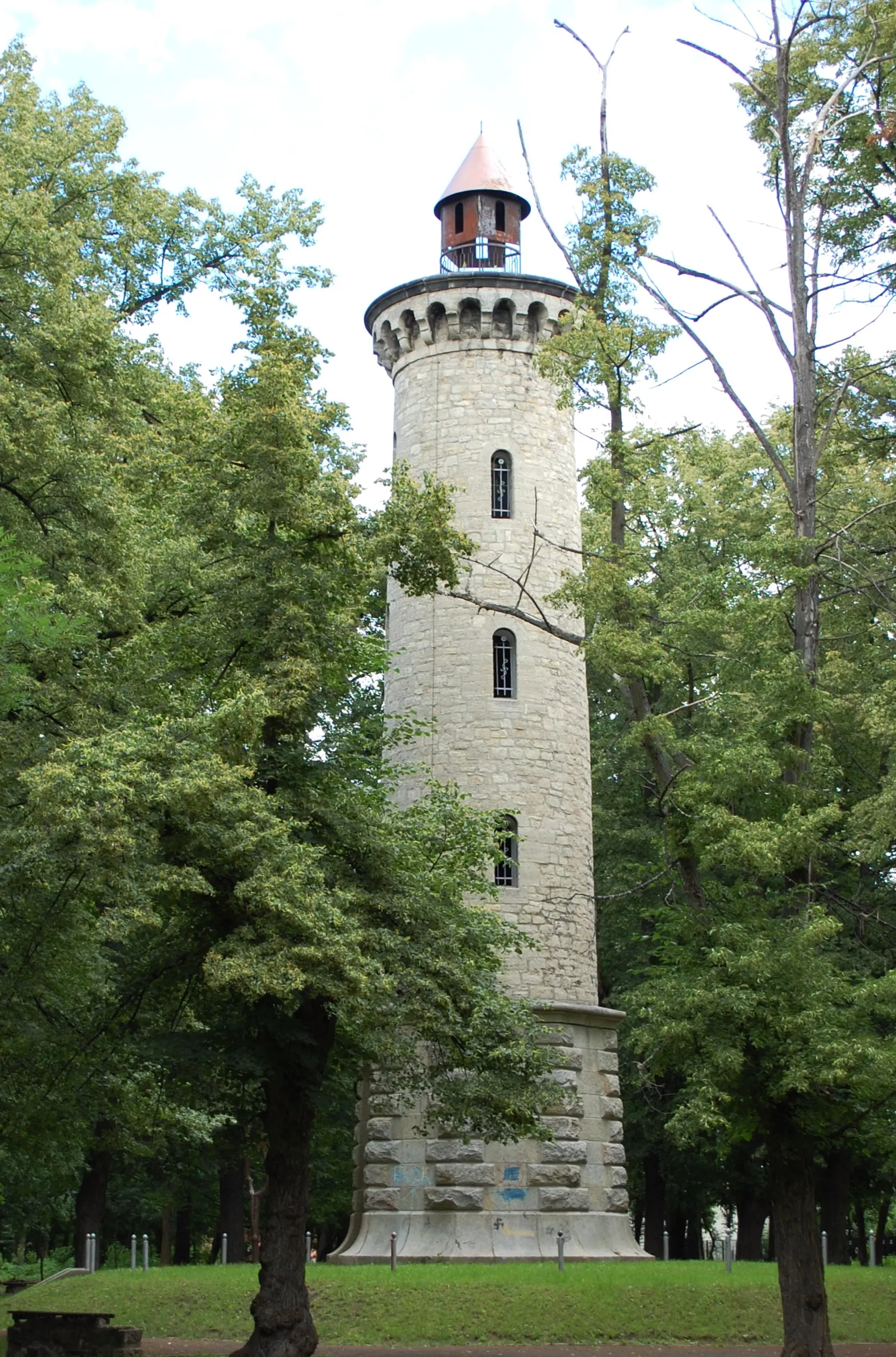 Photo showing: Bismarckturm in Quedlinburg