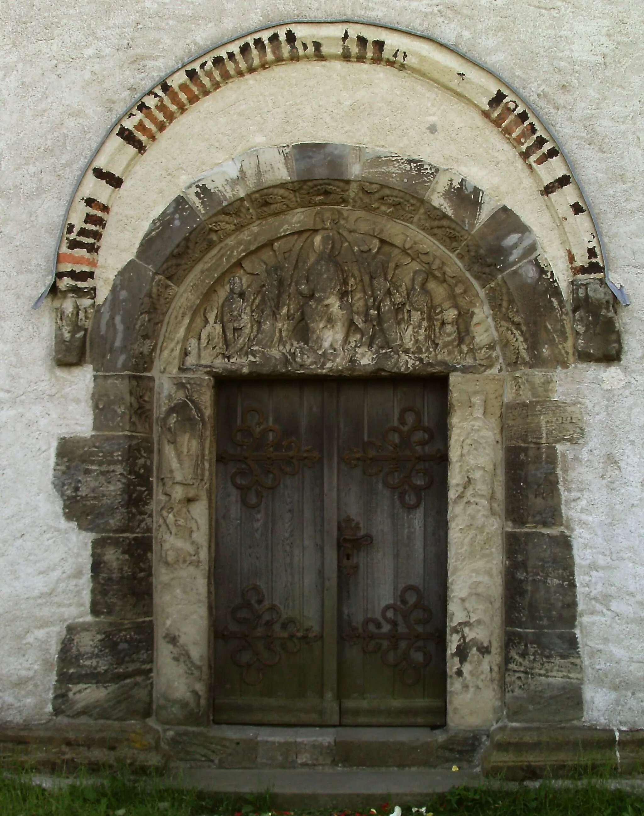Photo showing: Main portal of the double chapel in Landsberg (Saalekreis, Saxony-Anhalt)