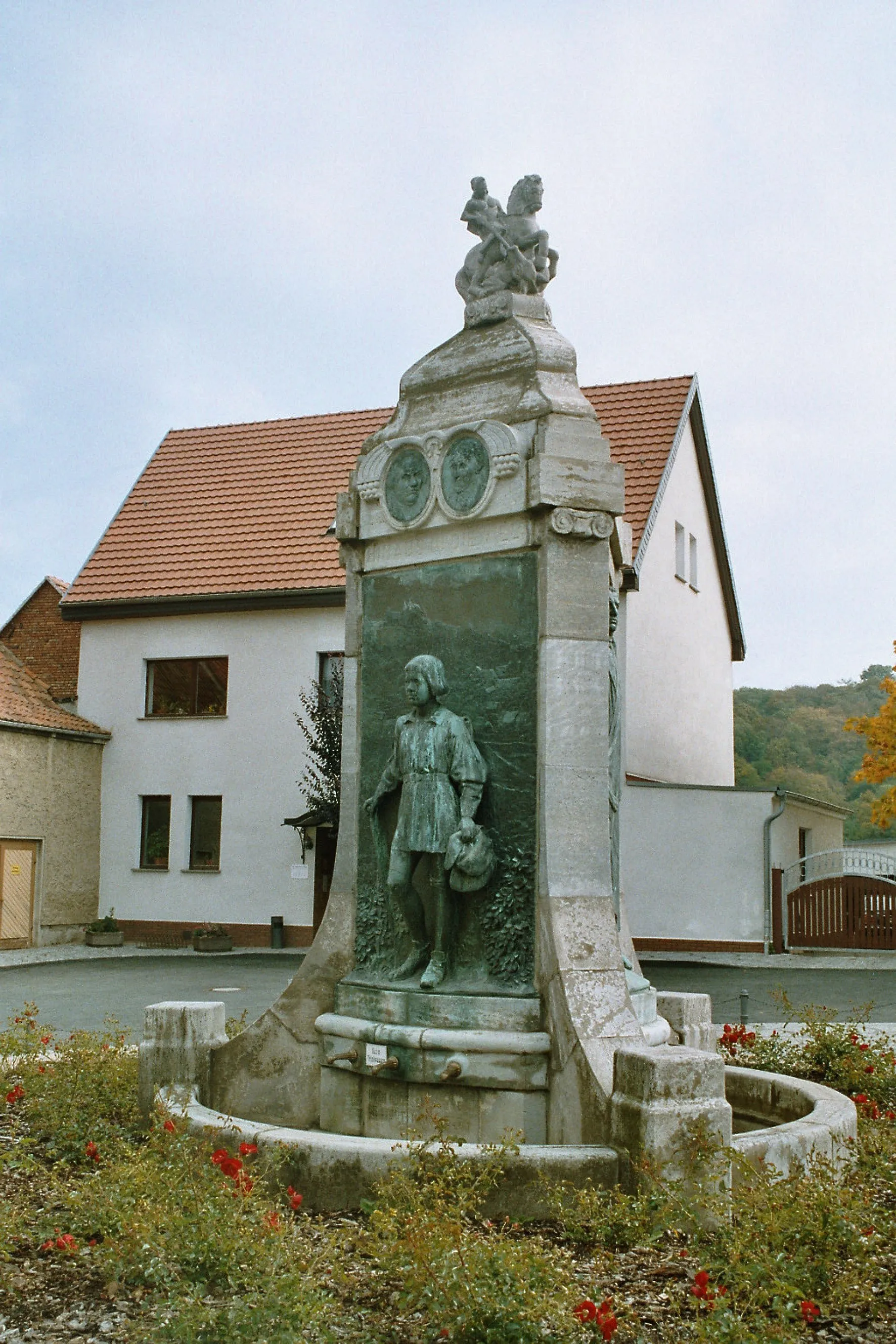Photo showing: Mansfeld, Luther´s fountain