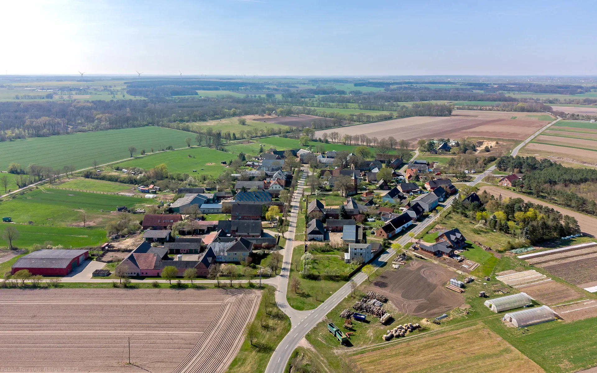 Photo showing: Luftbild von Volzendorf im Lemgow im Landkreis Lüchow-Dannenberg.