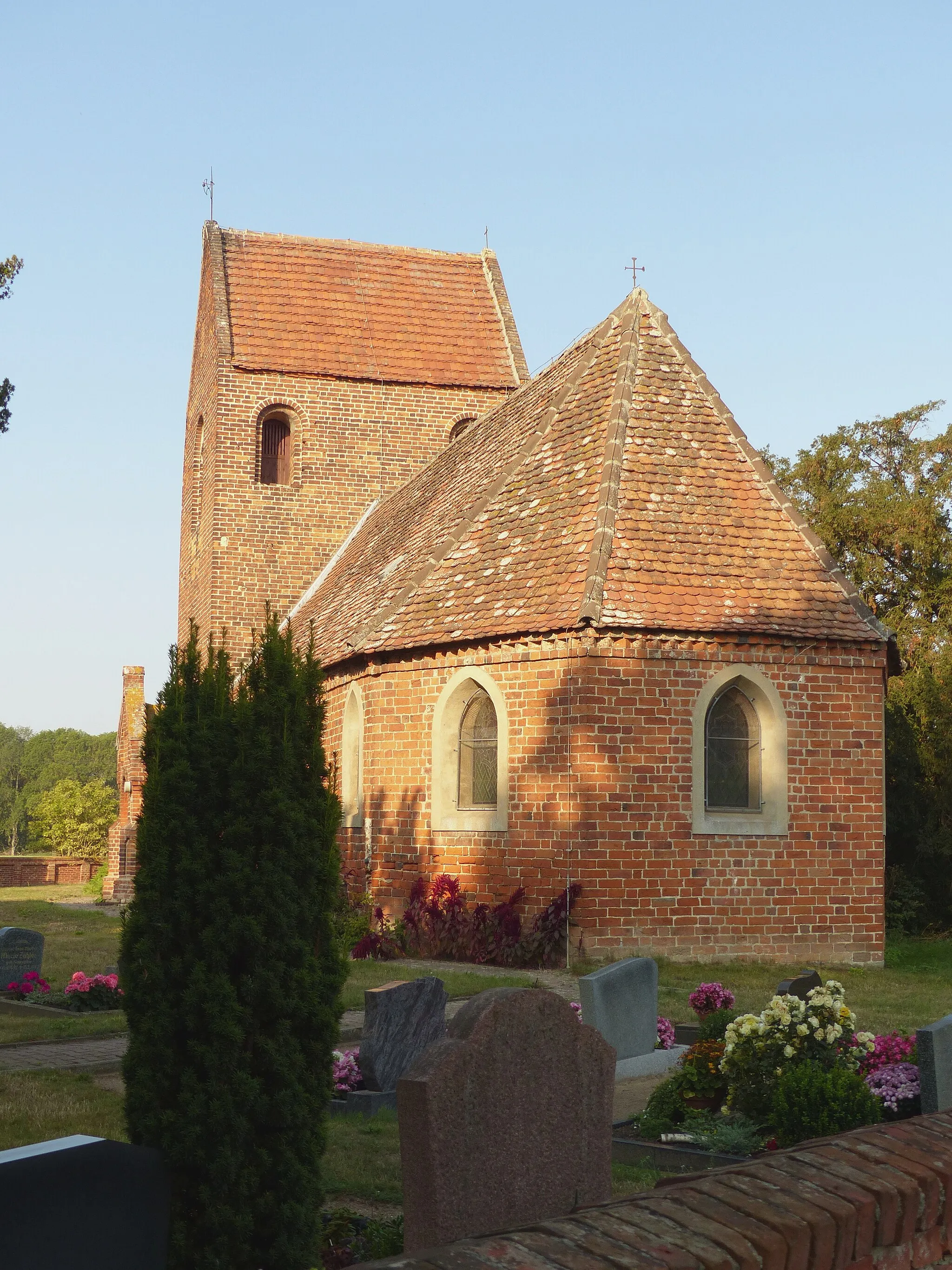 Photo showing: Brick Gothic village church of Wolterslage, municipality of Königsmark, Landkreis Stendal