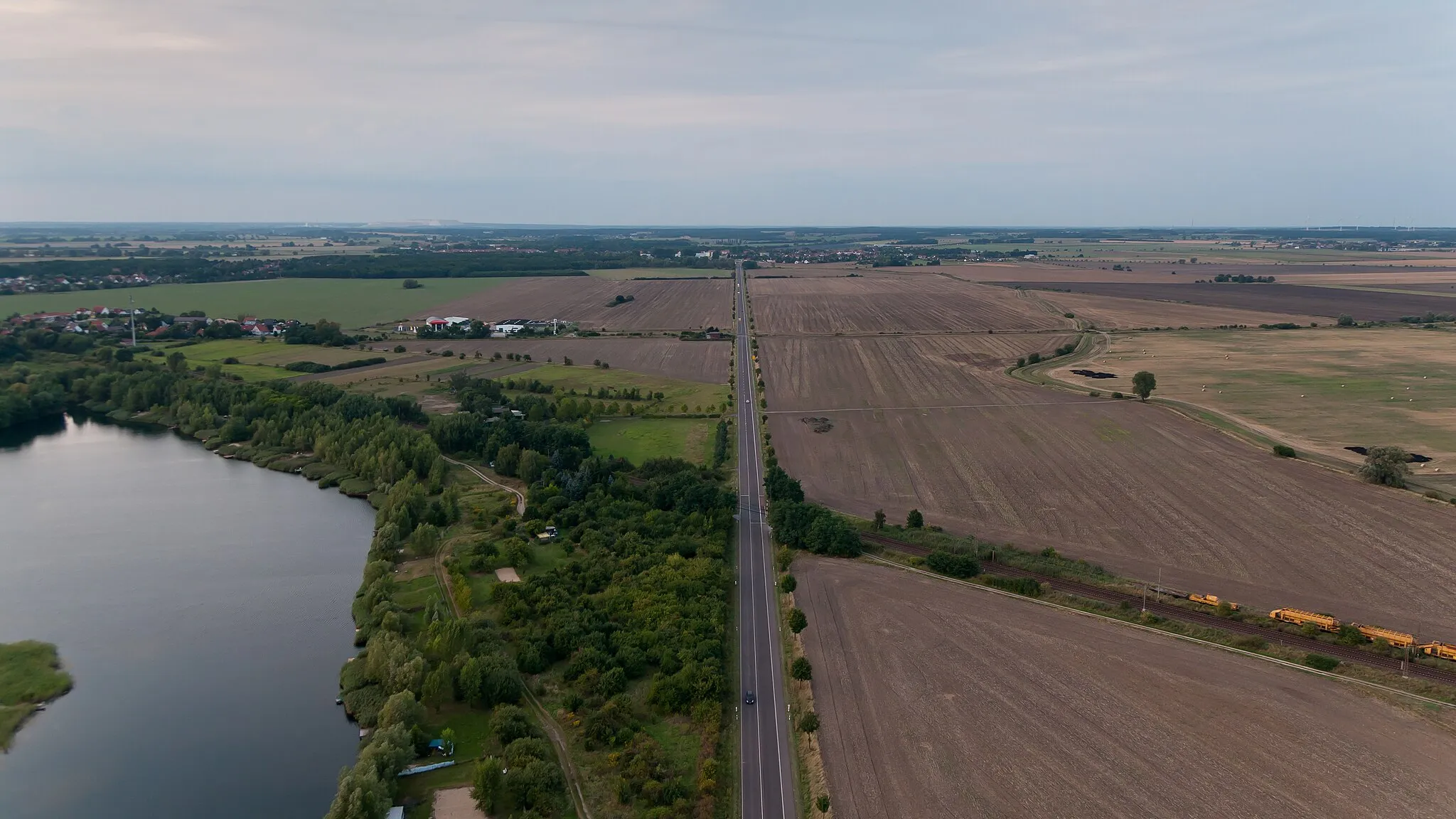 Photo showing: Aerial photograph of B1 from Heyrothsberge in direction Gerwisch