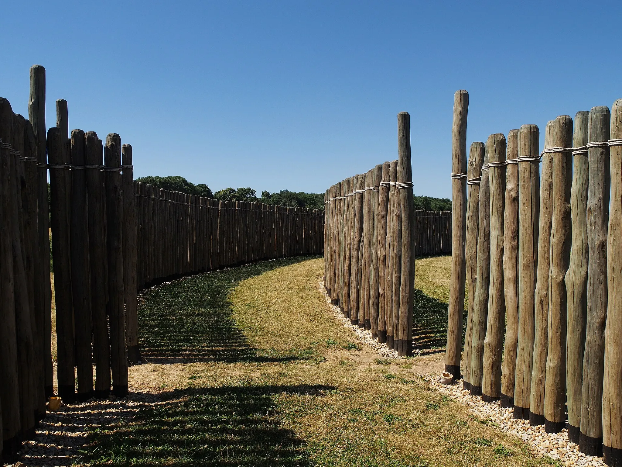 Photo showing: Detail of Goseck Circle (prehistoric solar observatory)