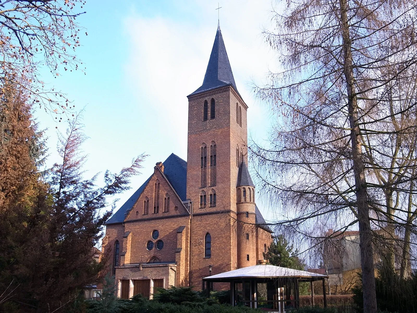 Photo showing: Sandersdorf, Kath. Kirche St. Marien