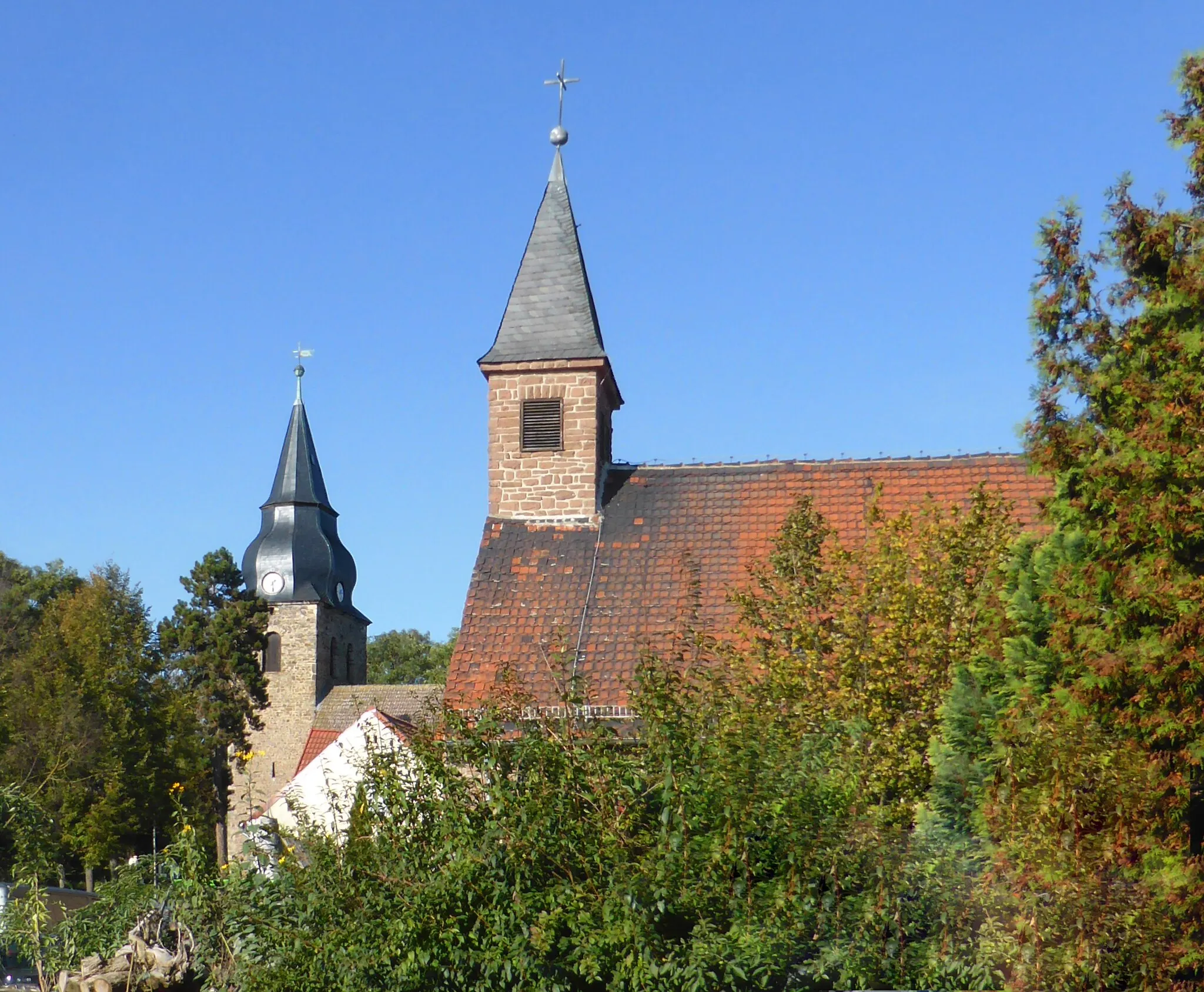 Photo showing: Ev. und kath. Kirche in Eichenbarleben.
