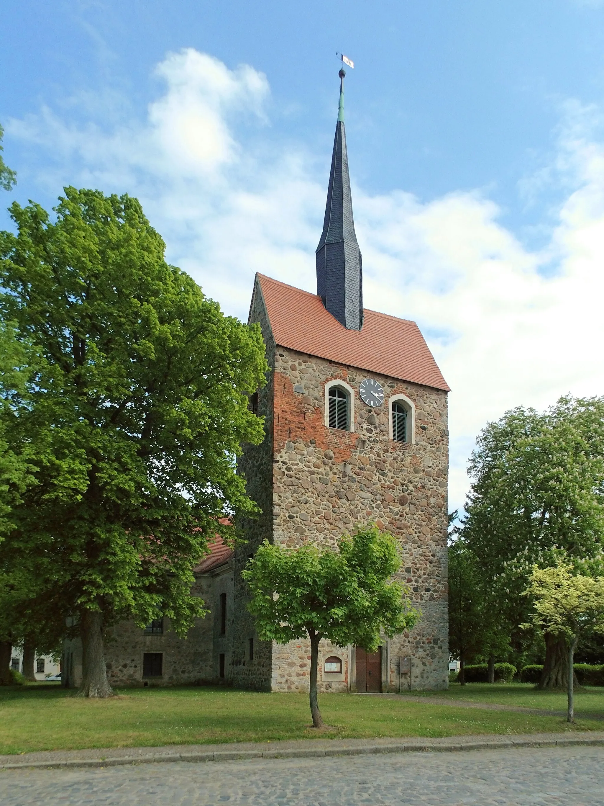 Photo showing: Ev. Nicolaikirche in Kalbe (Milde)