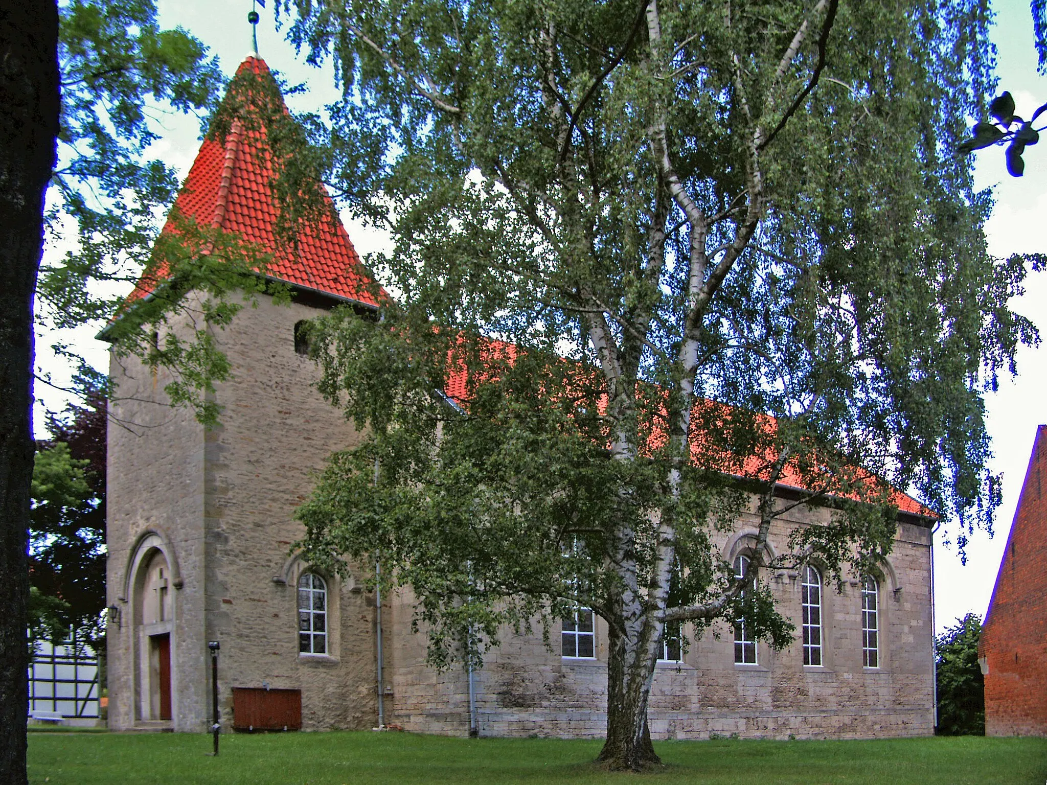 Photo showing: Evangelisch-lutherische Friedenskirche in Glentorf, Ortsteil von Königslutter am Elm