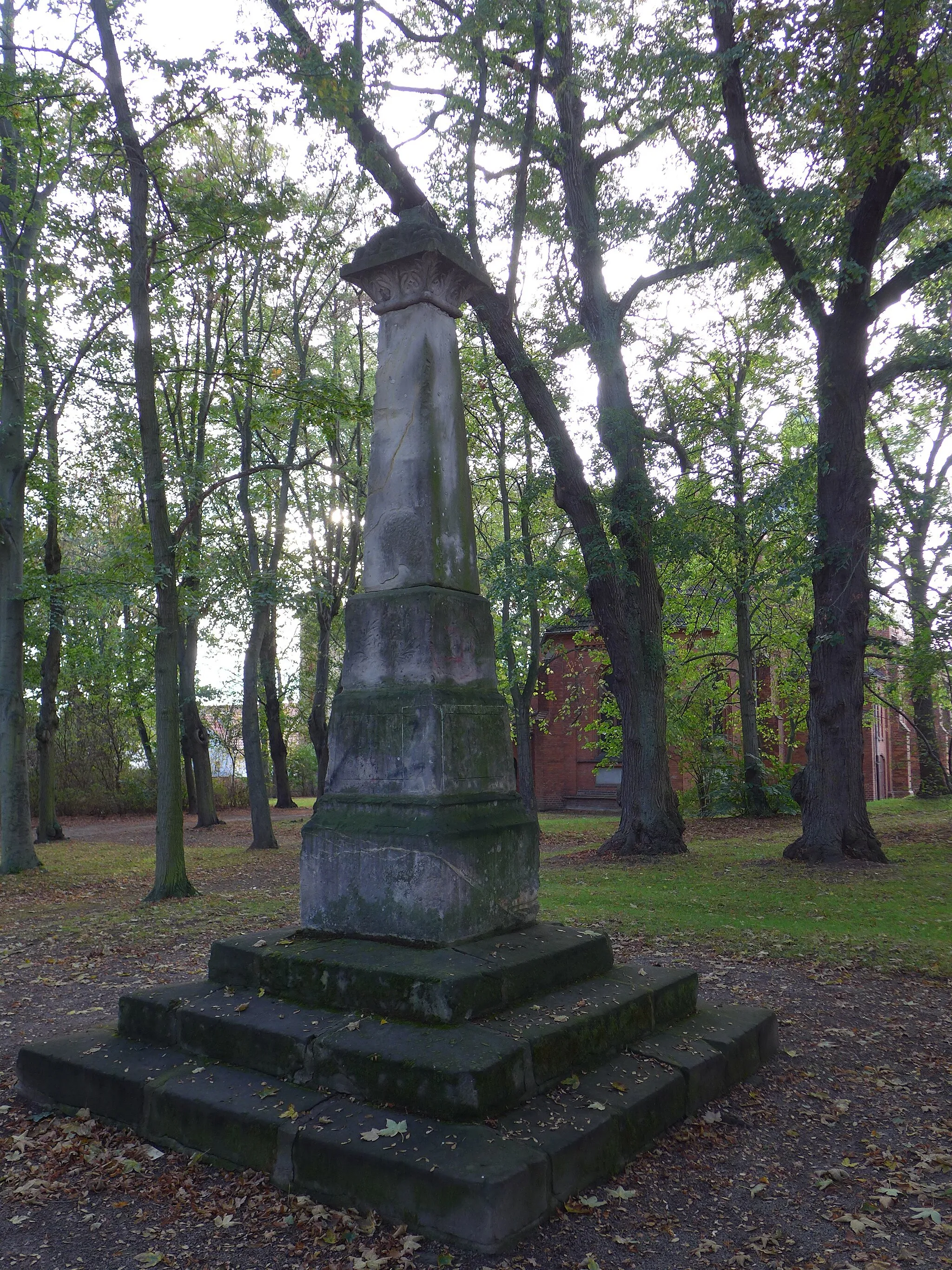 Photo showing: Kriegerdenkmal, Deutsche Einigungskriege 1864, 1871, Friedhof Hornhausen (Oschersleben (Bode)