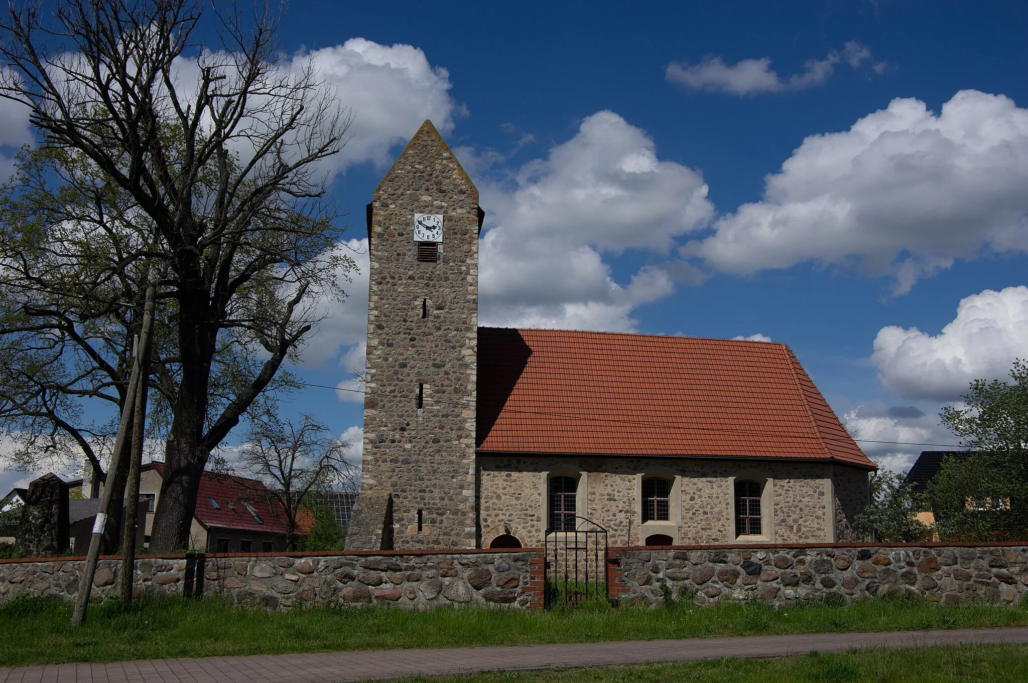 Photo showing: This is a picture of the Saxony-Anhalt Kulturdenkmal (cultural heritage monument) with the ID