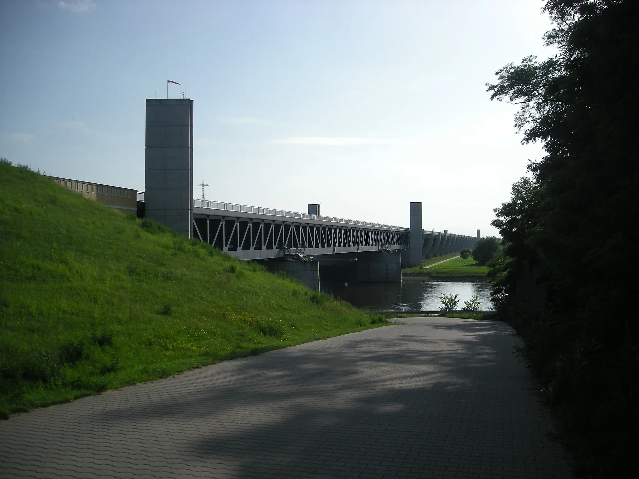 Photo showing: The Magdeburg Water Bridge near Magdeburg, Sachsen-Anhalt (Germany).